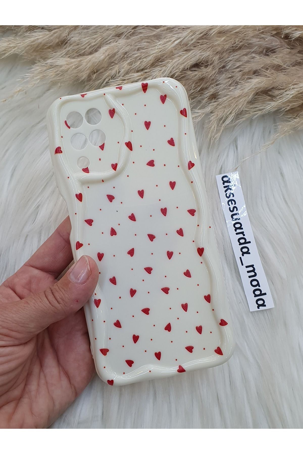 ZB Aksesuarda Moda SAMSUNG GALAXY A12 - M12 UYUMLU KIRMIZI KALPLER BASKILI DESENLİ KILIF