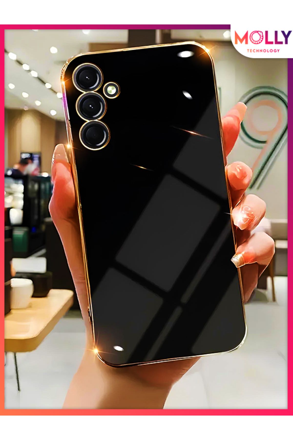 Molly Samsung Galaxy A04s İçin Siyah Kenarları Gold Detaylı Lüks Silikon Kılıf