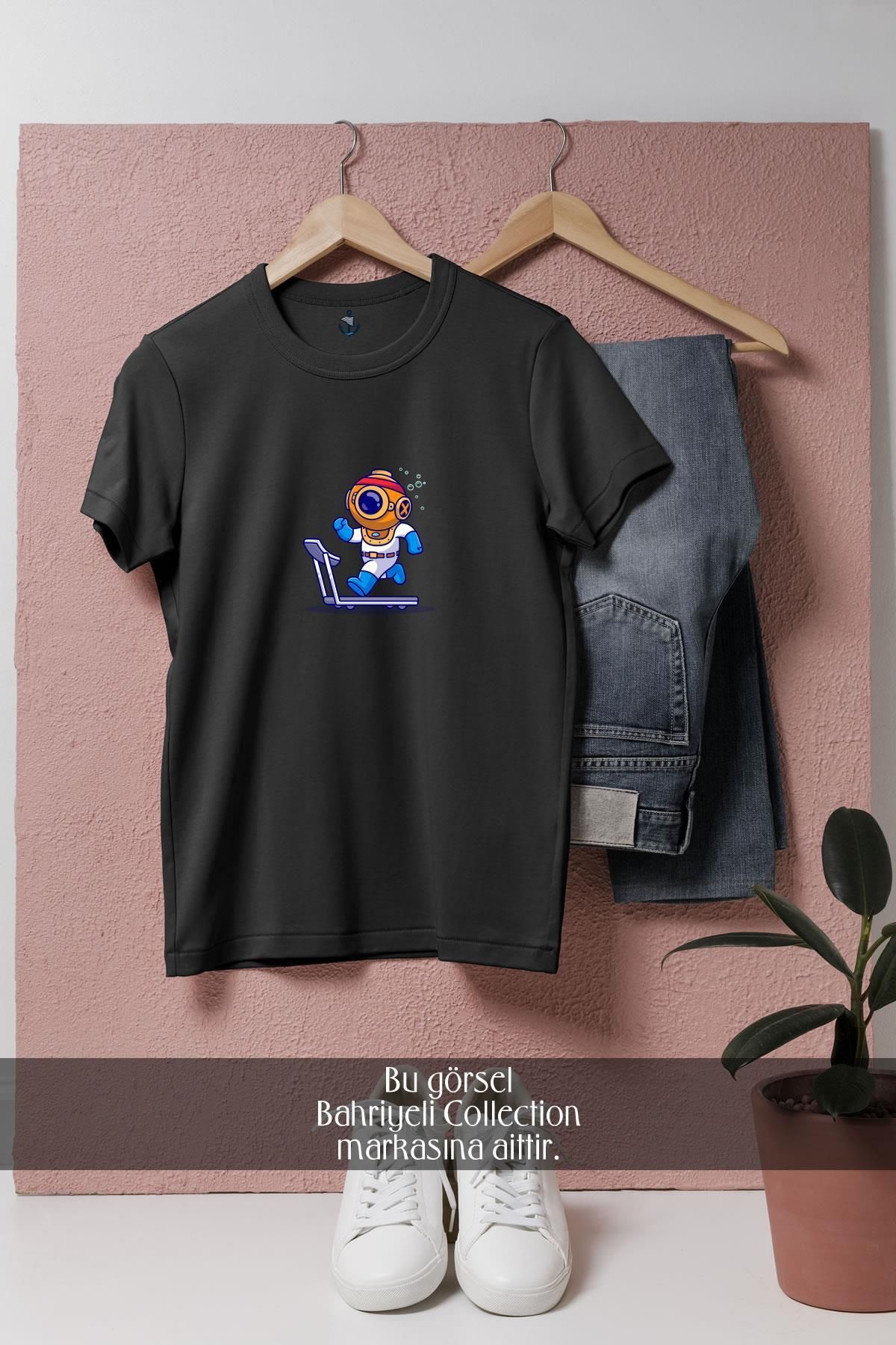 Bahriyeli Collection Oversize Koşu Bandında Koşan Mini Dalgıç Tasarımlı Unisex T-Shirt