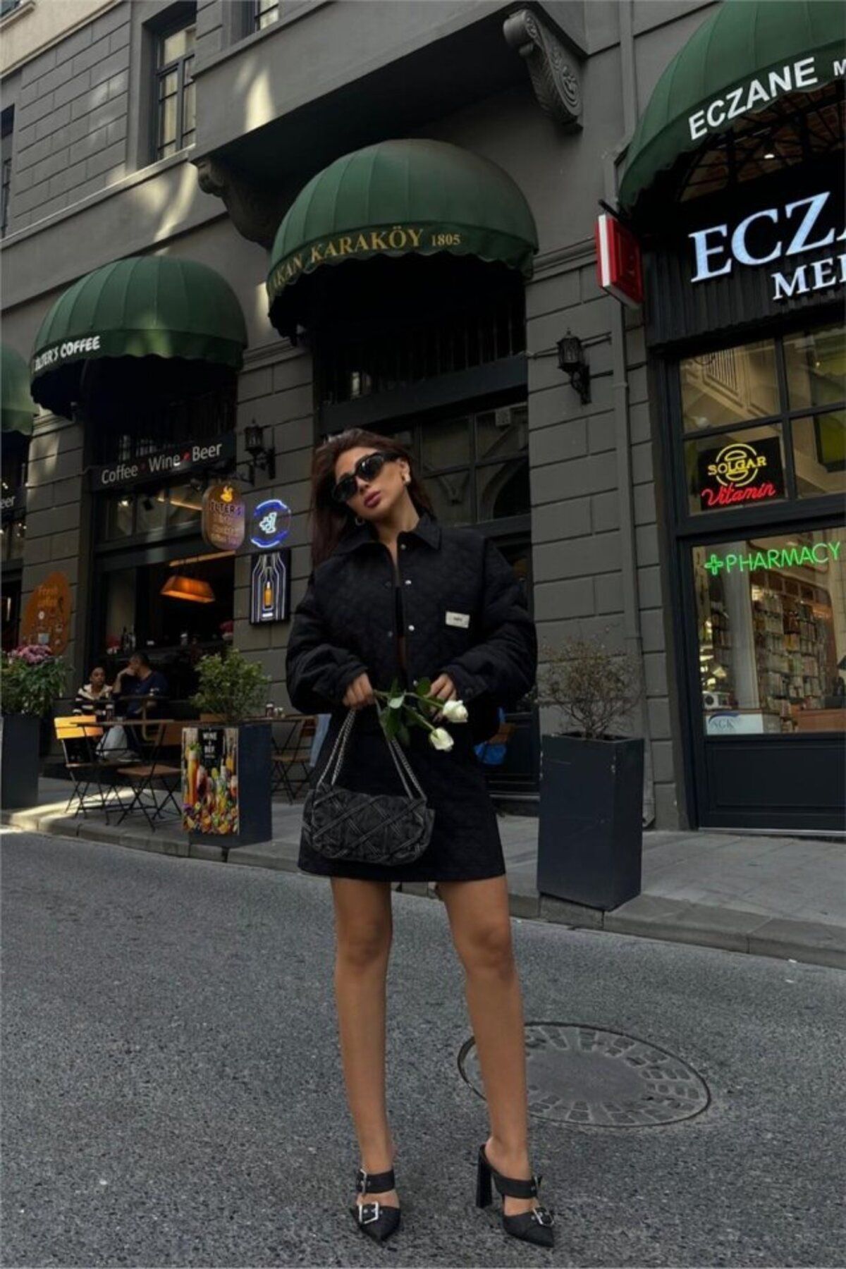 ETİLER COLLECTION KAPİTONE CROP CEKET - ETEK TAKIM ARMA DETAYLI - Siyah