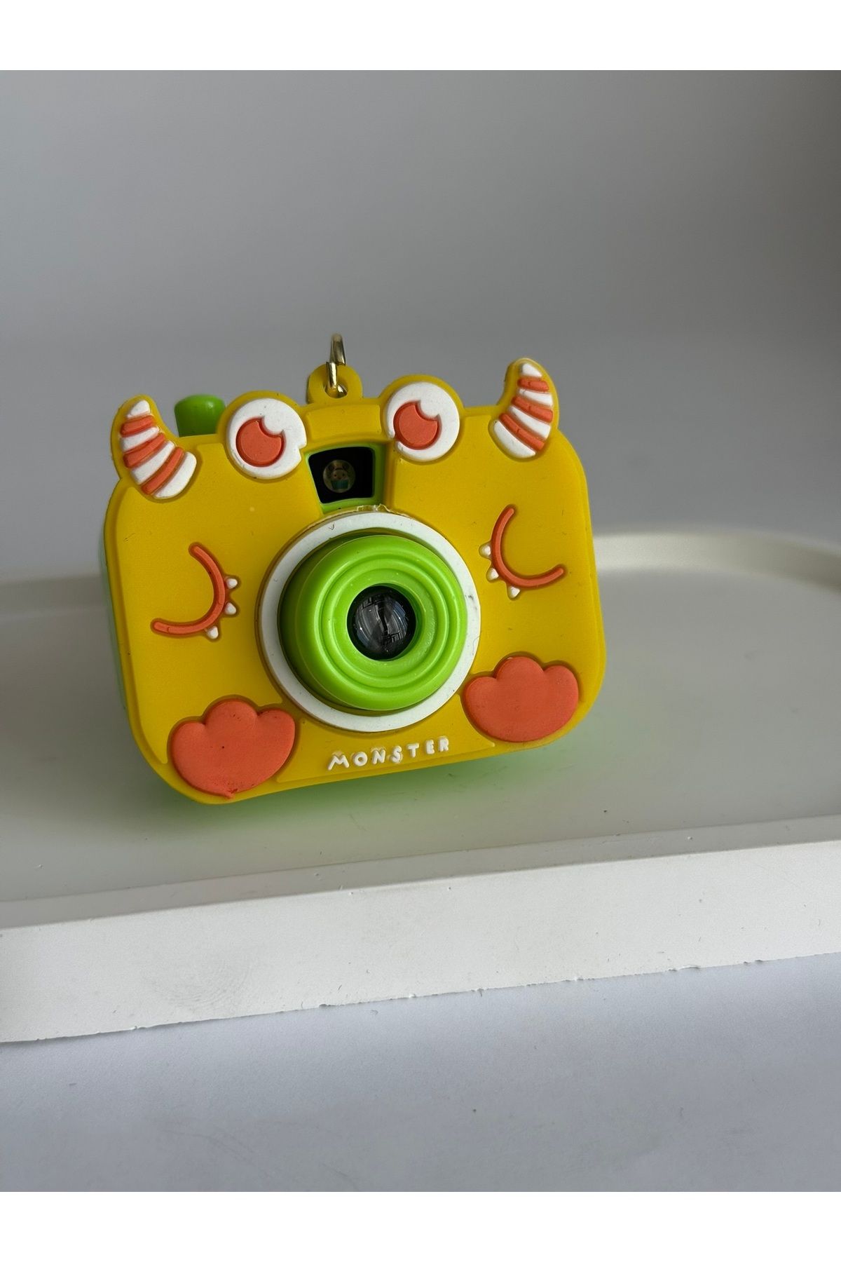 PileaD MONSTER TEMALİ DUVARA YANSITMALI FOTOĞRAF MAKİNESİ ANAHTARLIK ÇANTA SÜSÜ