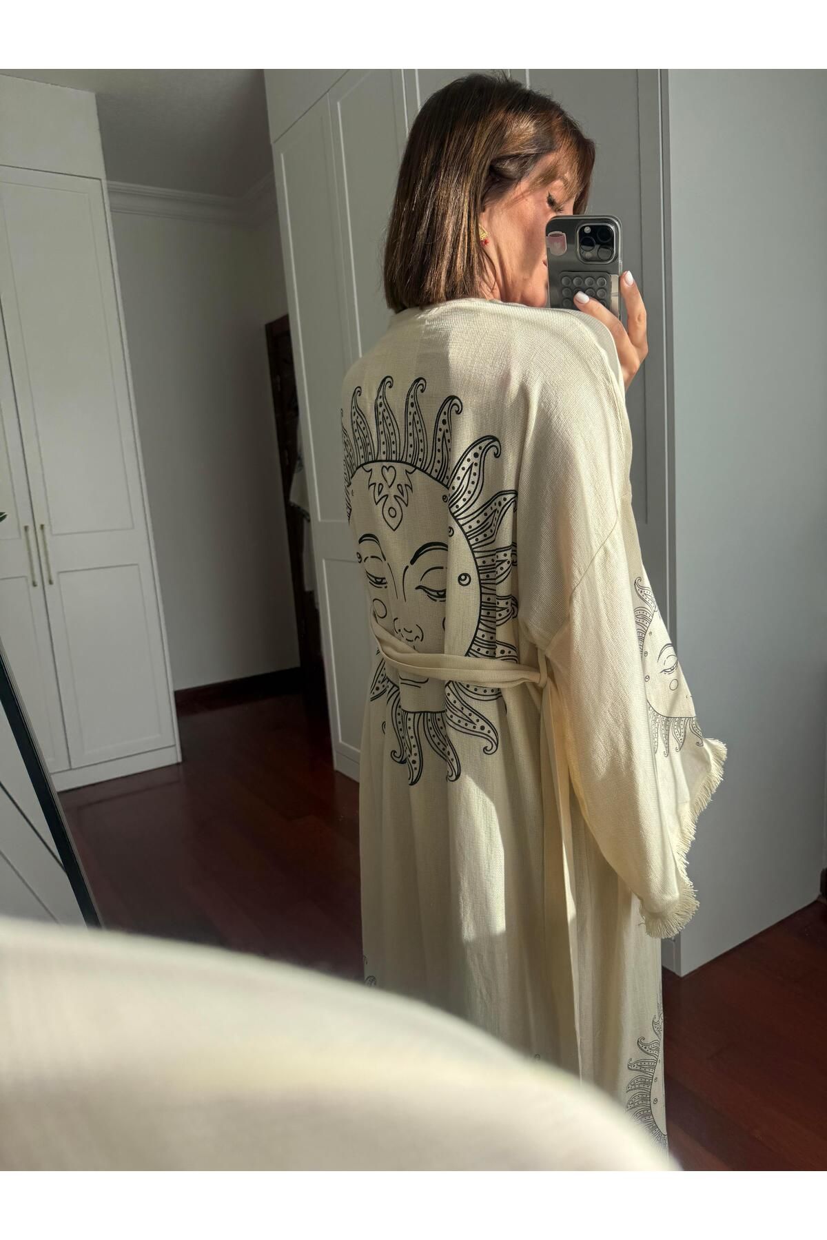 begum mayda Güneş Desen İşlemeli , Taş Rengi Kimono