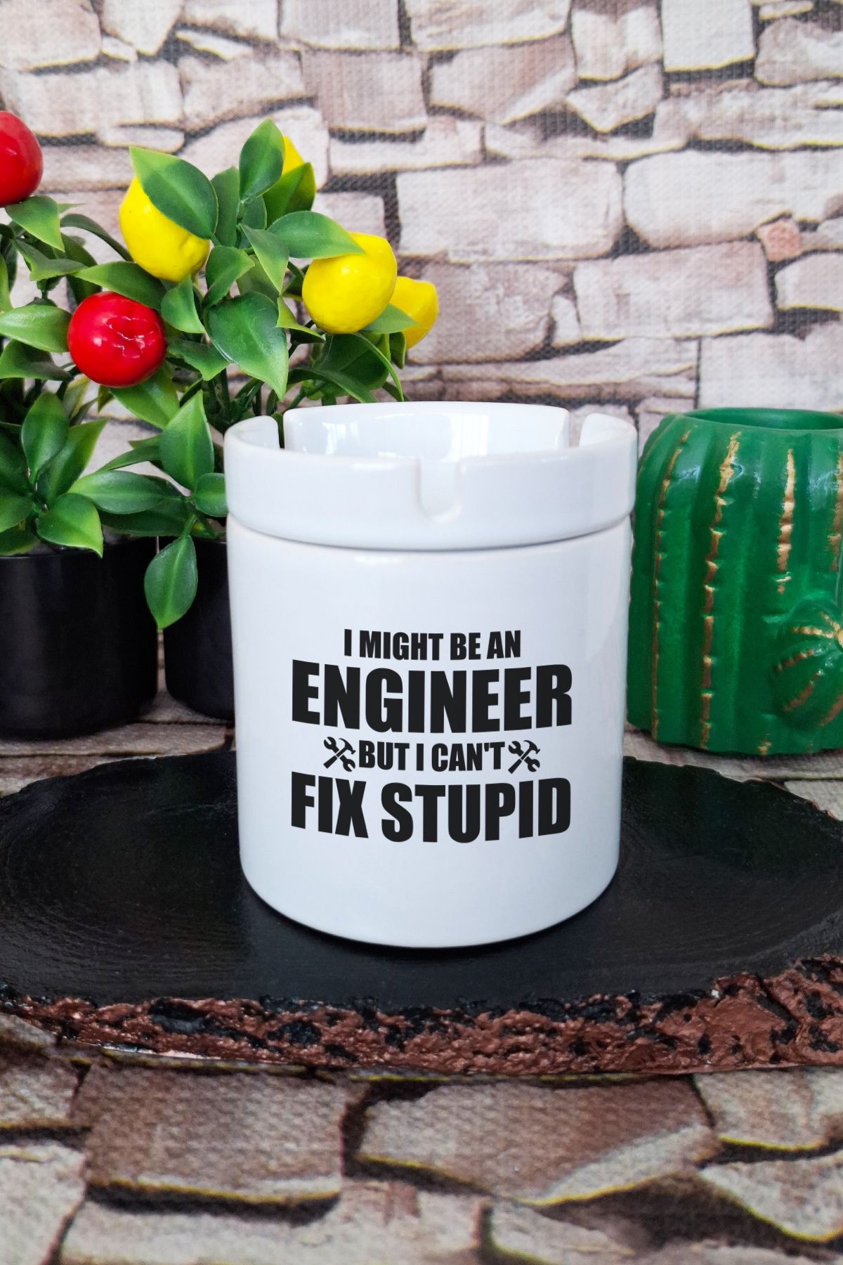 qoeuyl boutique I Might Be An Engineer But I Can't Fix Stupid Mühendis Baskılı Seramik Kapaklı Kokusuz Küllük