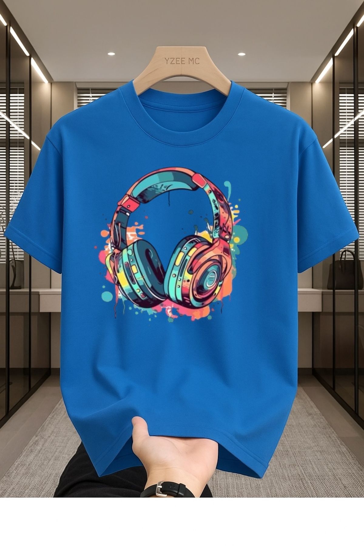 Madali Boutique Renkli Kulaklık Baskılı Unisex Bisiklet Yaka Pamuk Oversize Boyfriend T-Shirt