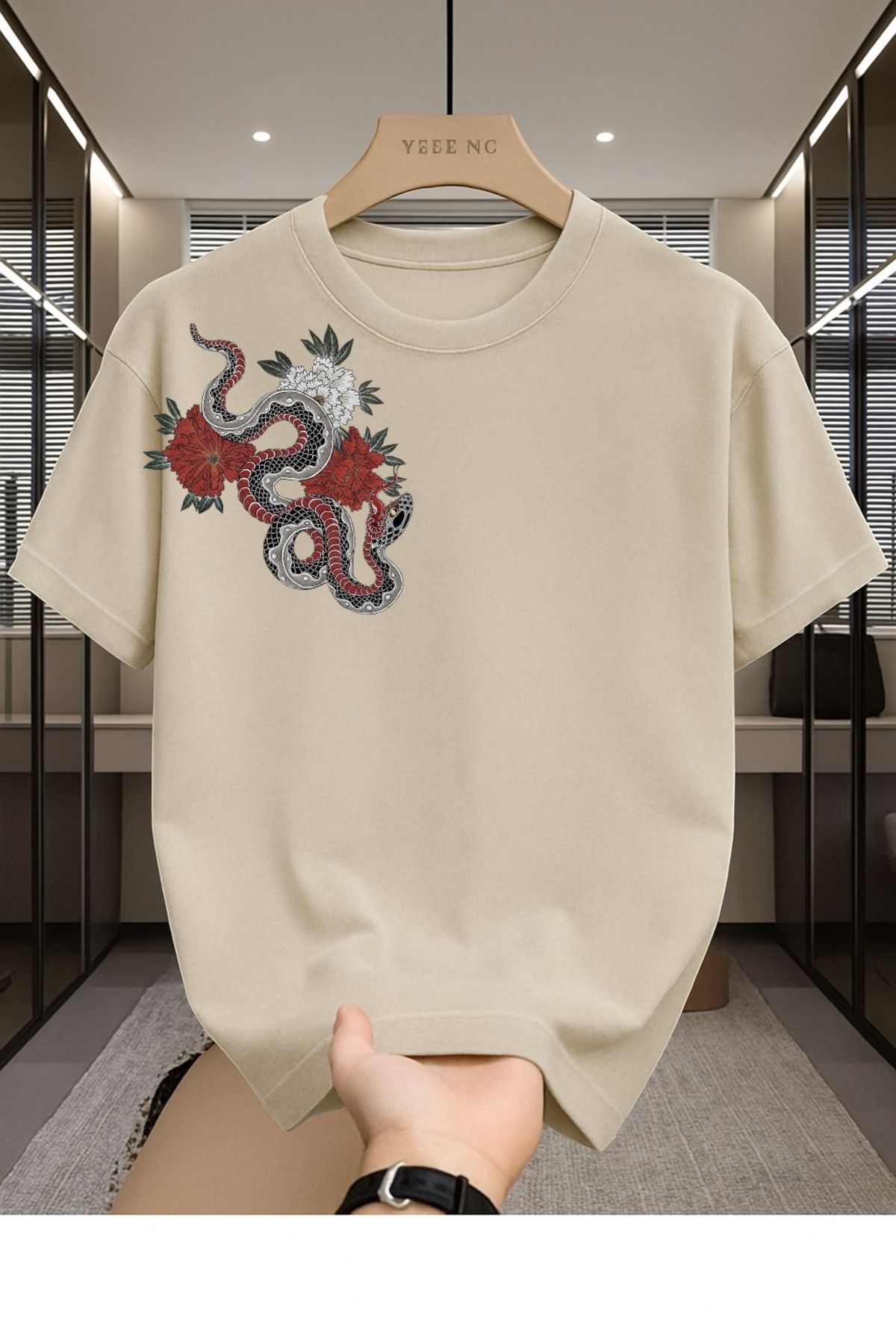 Madali Boutique Sağda Ejderha Baskılı Unisex Bisiklet Yaka Pamuk Oversize Boyfriend T-Shirt