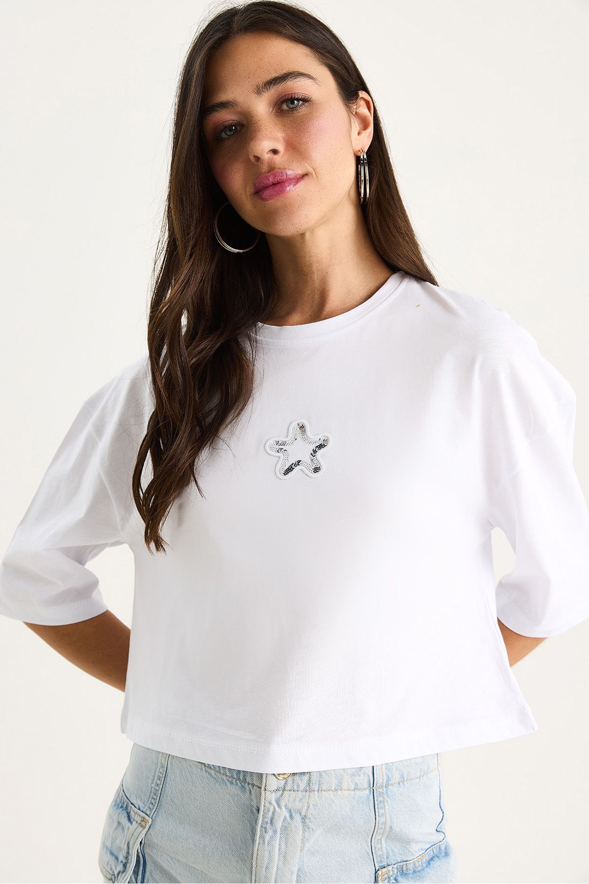 Bianco Lucci Kadın Yıldız Nakışlı Bisiklet Yaka %100 Pamuklu Crop T-Shirt 6703 60283449
