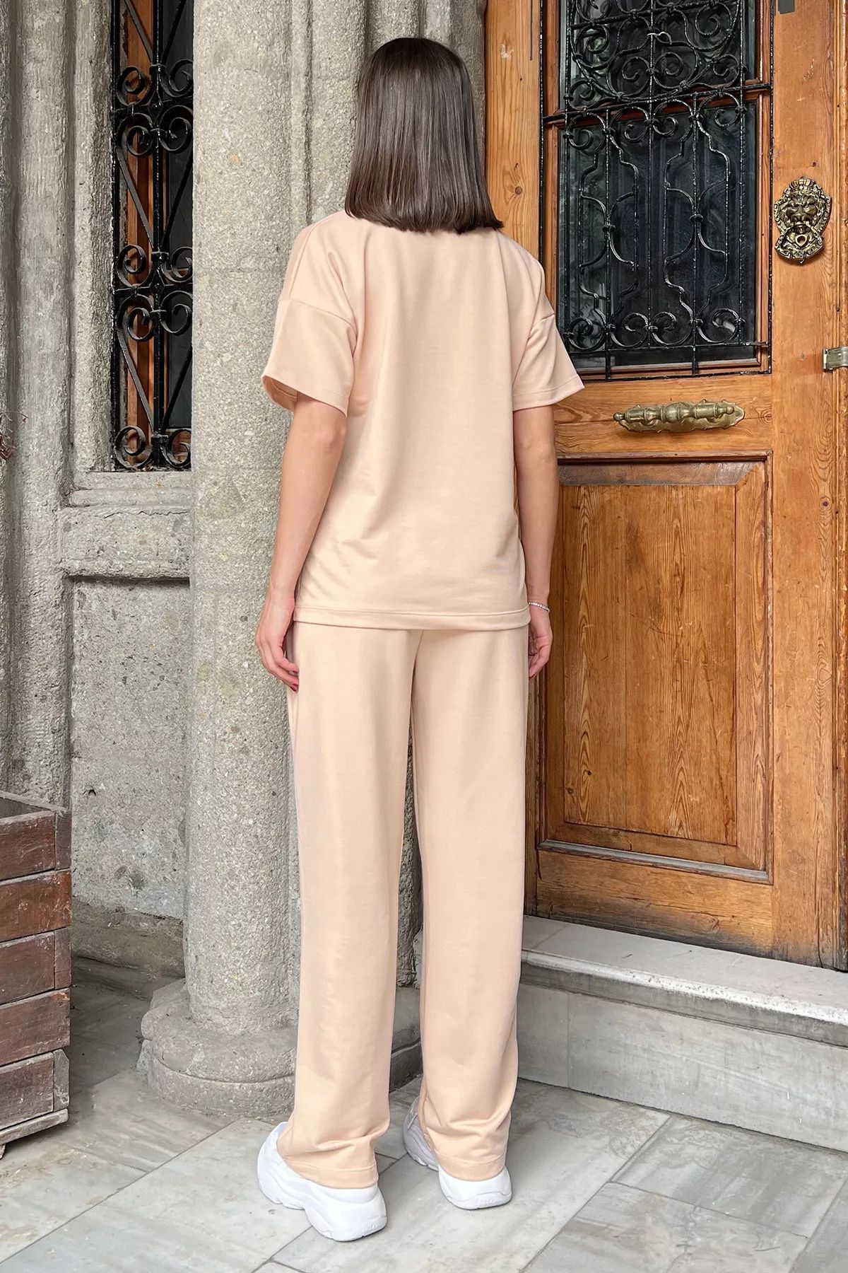GÜLSELİ-Beige Women's Embroidery Detailed T-Shirt Pants Double Set 3