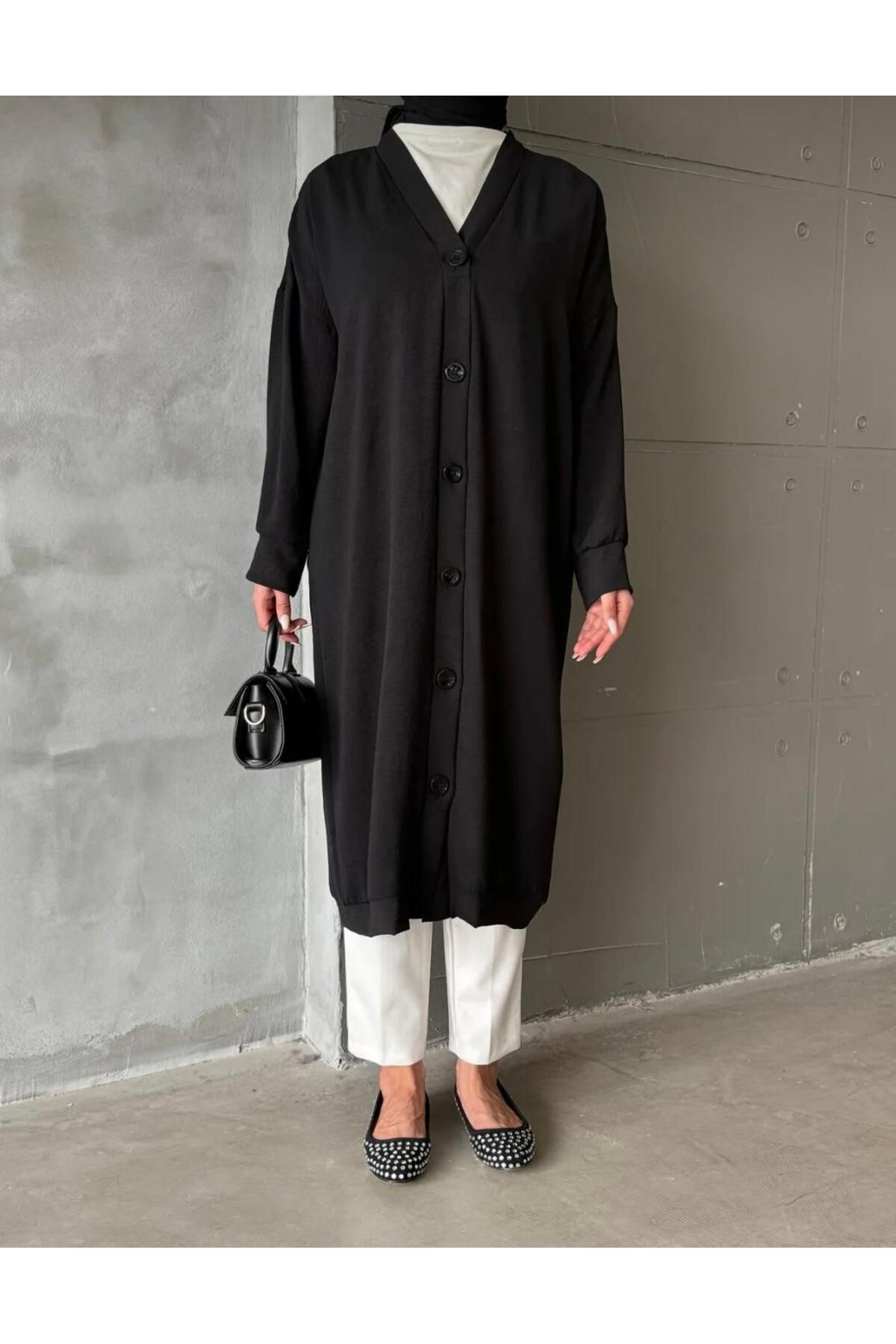 noyacollection Düğmeli Giy-Çık Kap