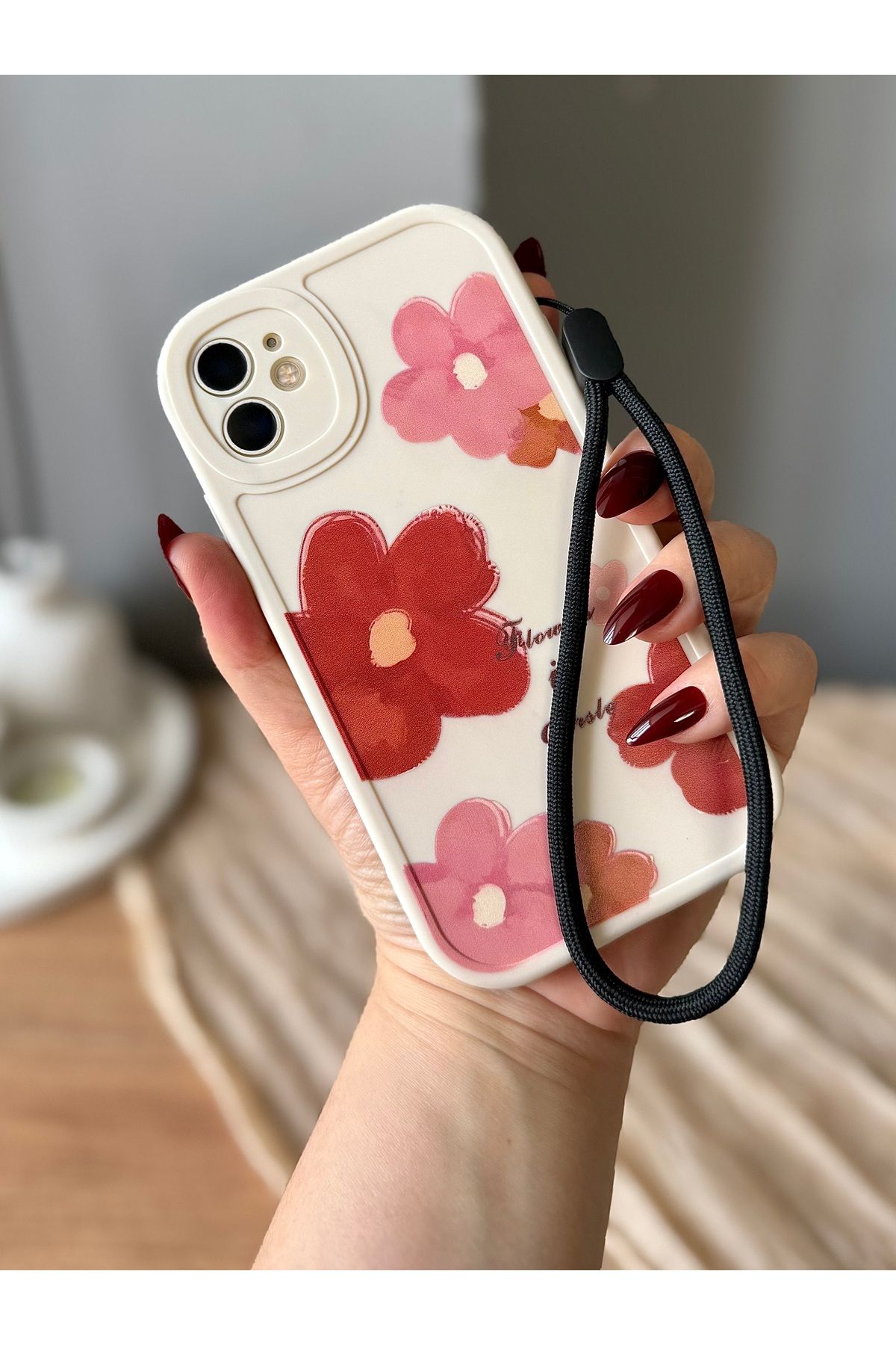 MirazTasarim IPHONE 11 TELEFON İPLİ ÇİÇEK DESENLİ KREM RENK KILIF