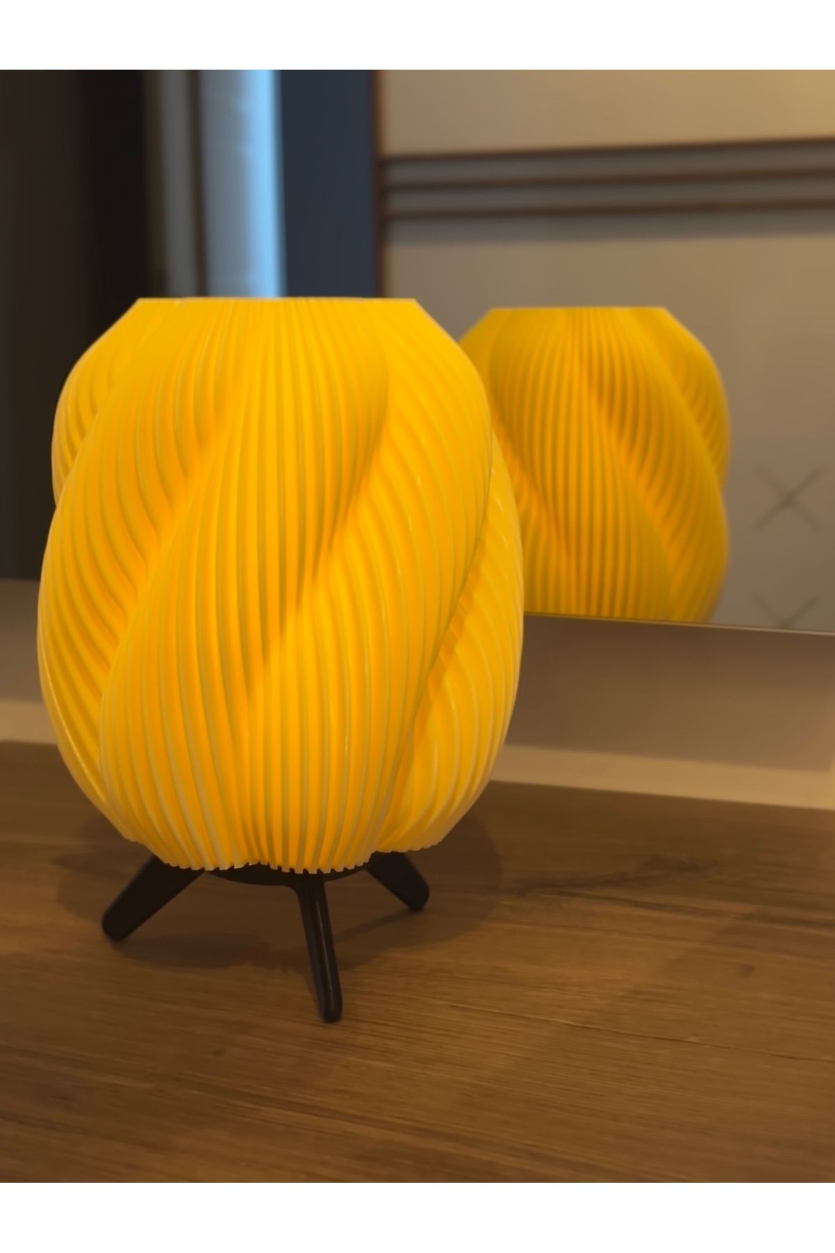 wanted Wanted3D TwistGlow 3D Gece Lambası – Modern Spiral Tasarım