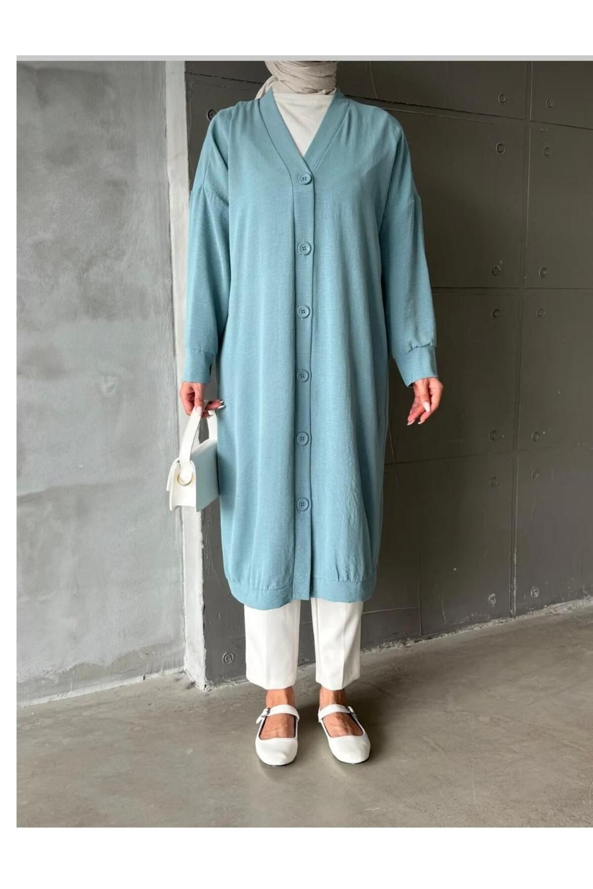 noyacollection Düğmeli Giy-Çık Kap