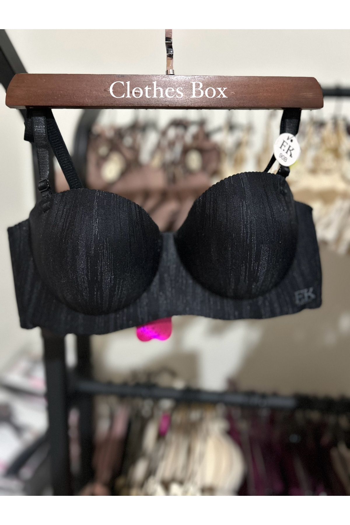 Clothes Box Lazer Kesim Dolgulu ve Çıkarılabilir Askılı Straplez Sütyen