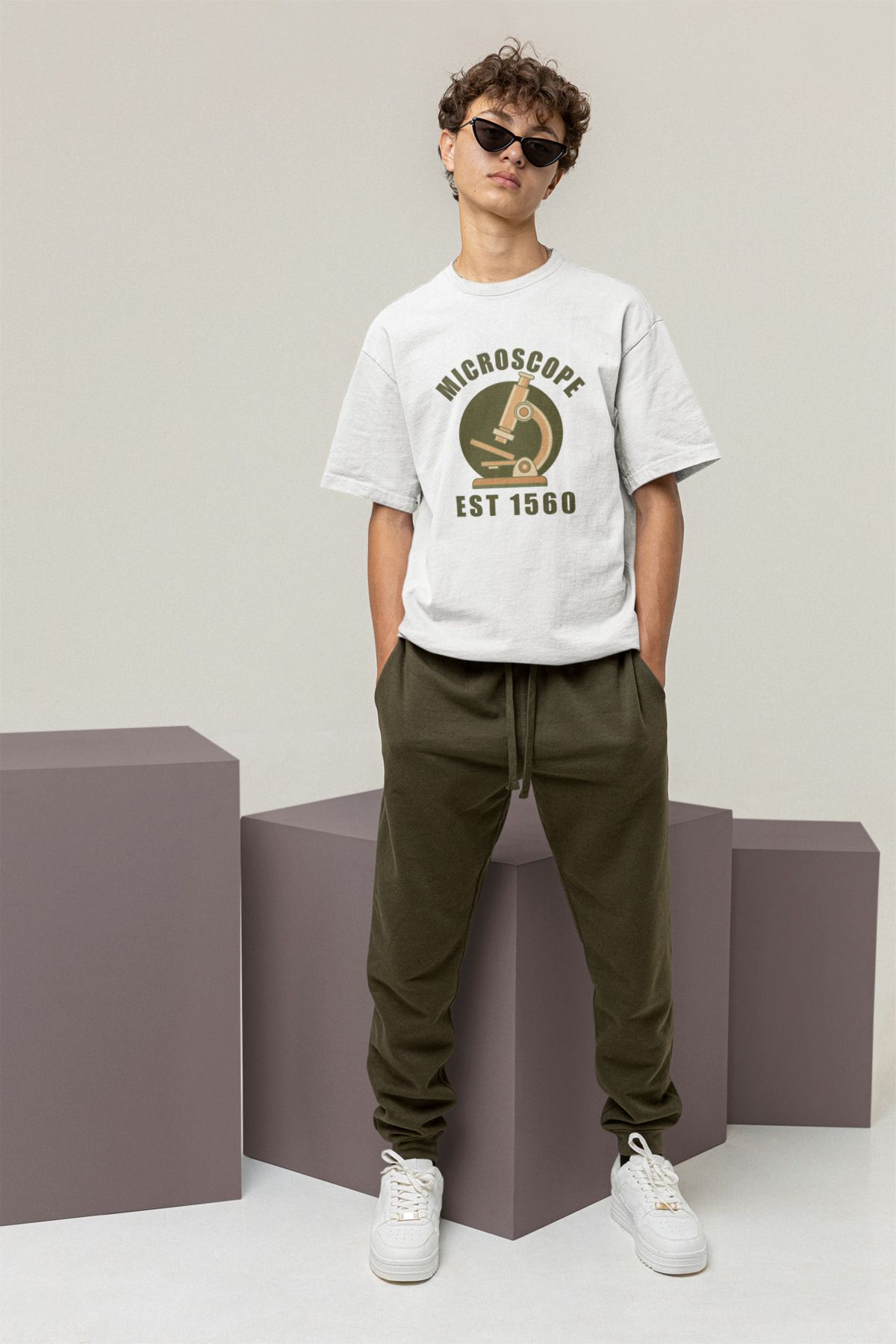 Uniquetex NUBENSE / MİKPA-01 - Oversize Unisex Mikroskop Baskılı Beyaz Bisiklet Yaka T-shirt (Bilim Tişört)