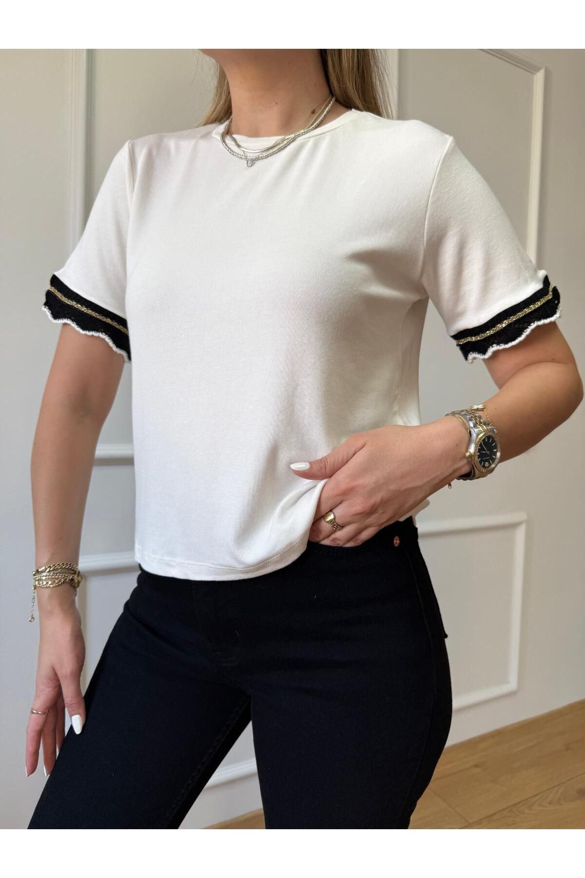 Size Özgü Ekru Ribana Kol Detay Tshirt