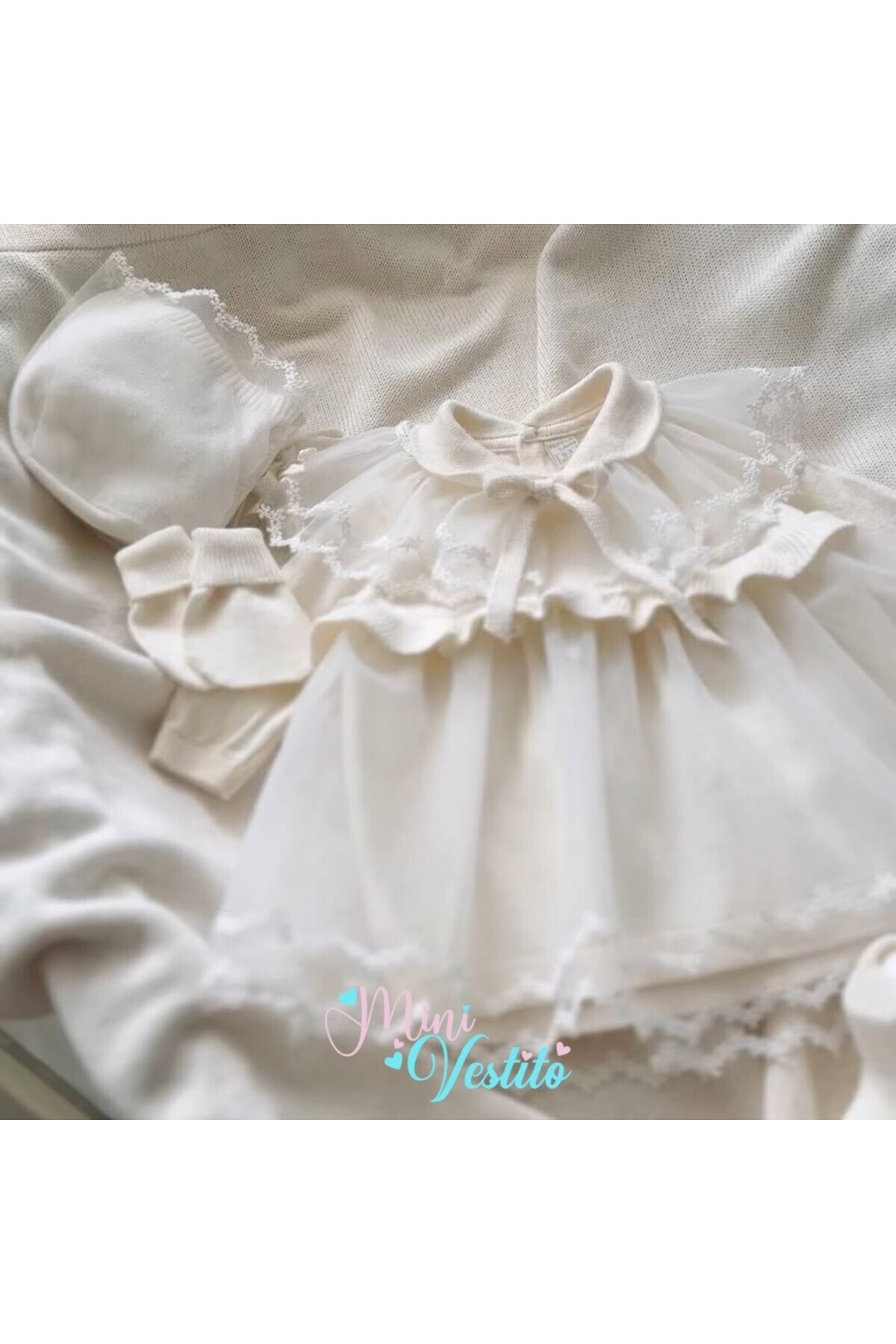 MiniVestito Angela İnci Zarafeti Dantel Detaylı Kız Bebek Mevlüt Takımı fotoğrafı 6 (önizleme)