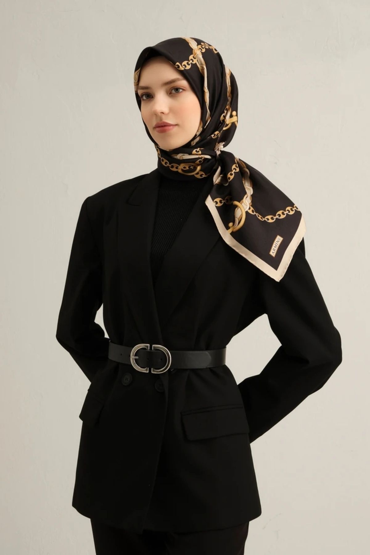 Armine Sura İpek Eşarp 9346DS Zincir Desen Siyah-Bej-09