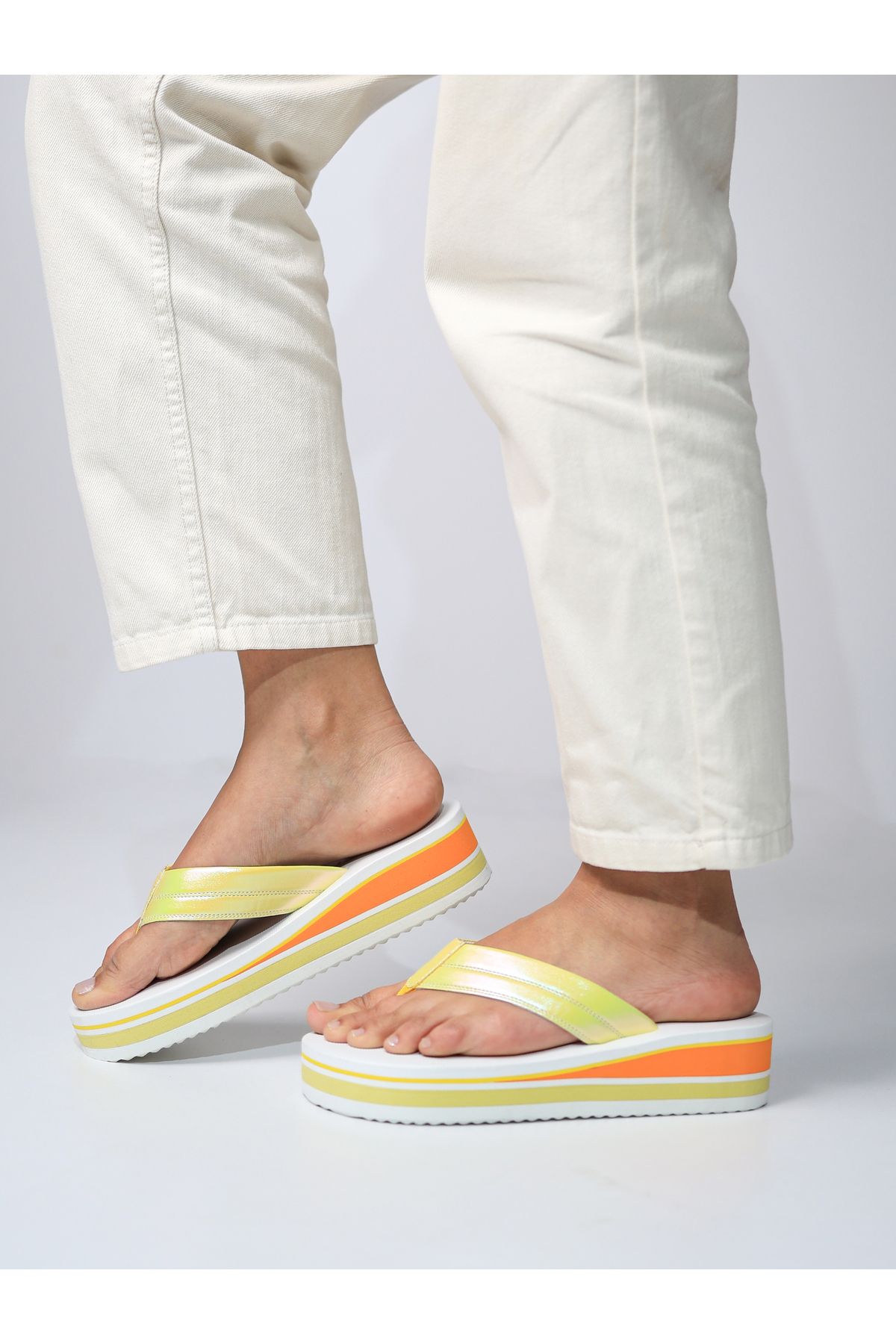 HANOX-Neo Yellow Wedge Heel Women's Flip Flops Beach Slippers Flip Flops (4.0) cm 4