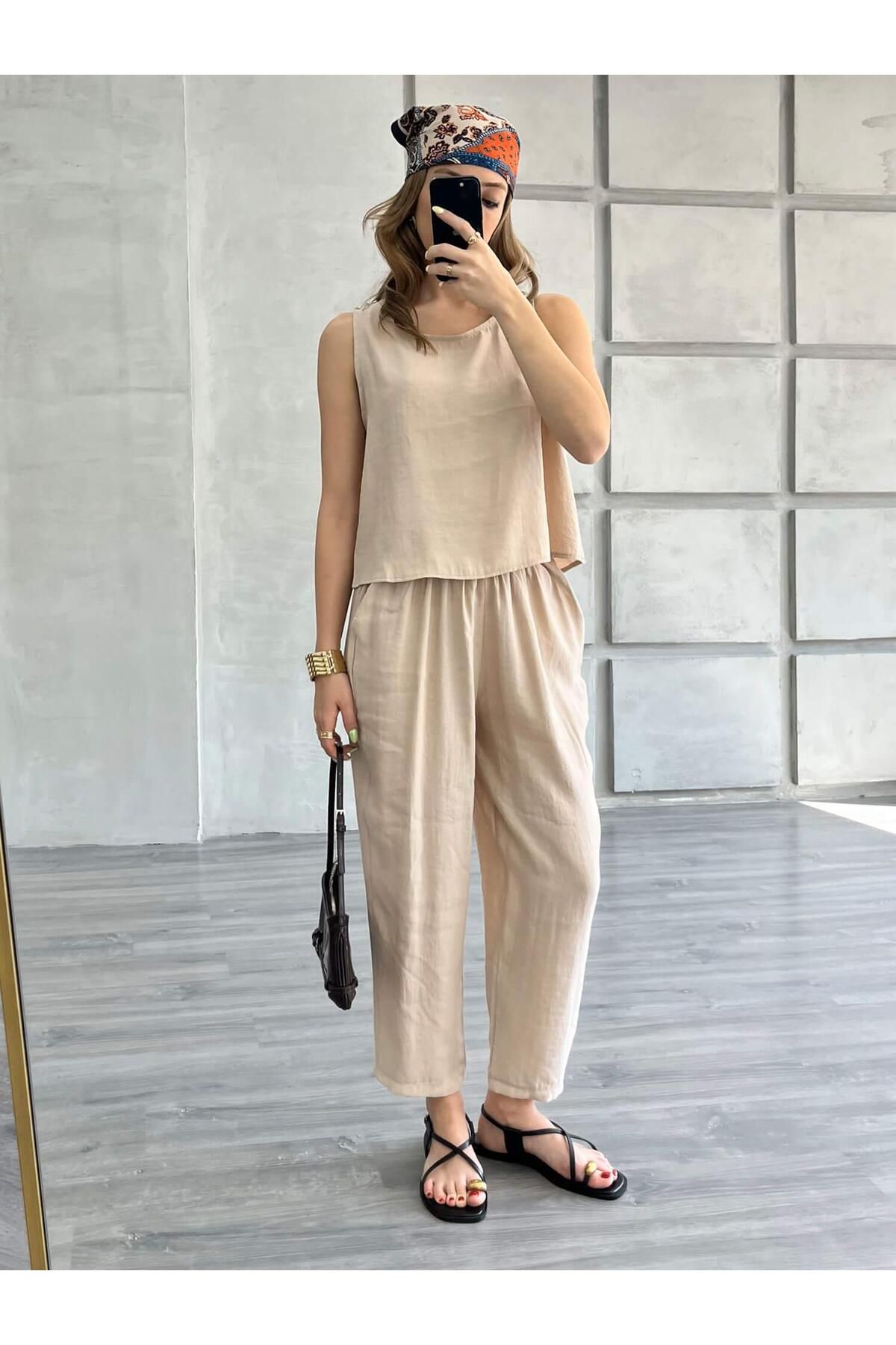 Coral Kolsuz Bluz Pantolon Takım Taş