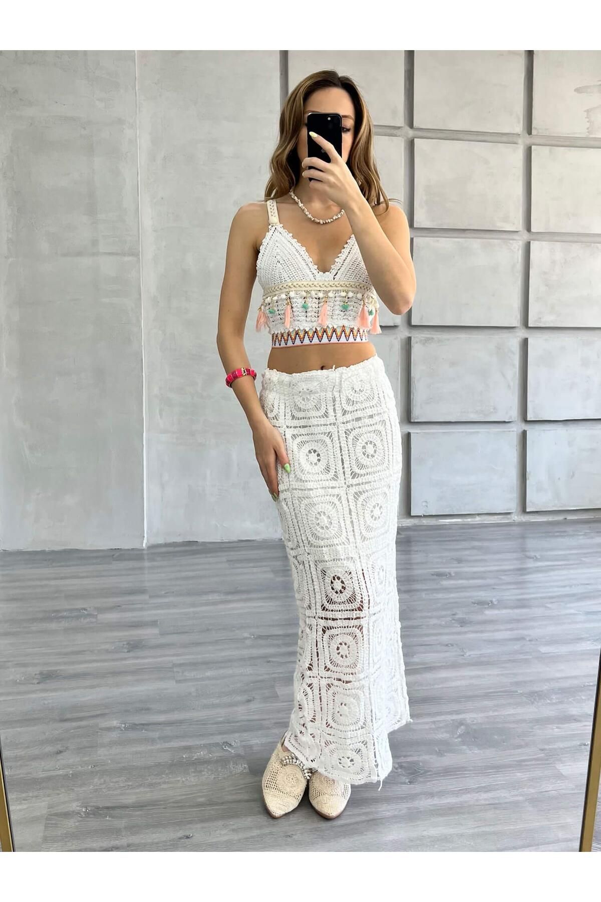 Coral Püsküllü Crop Etek Takım Ekru