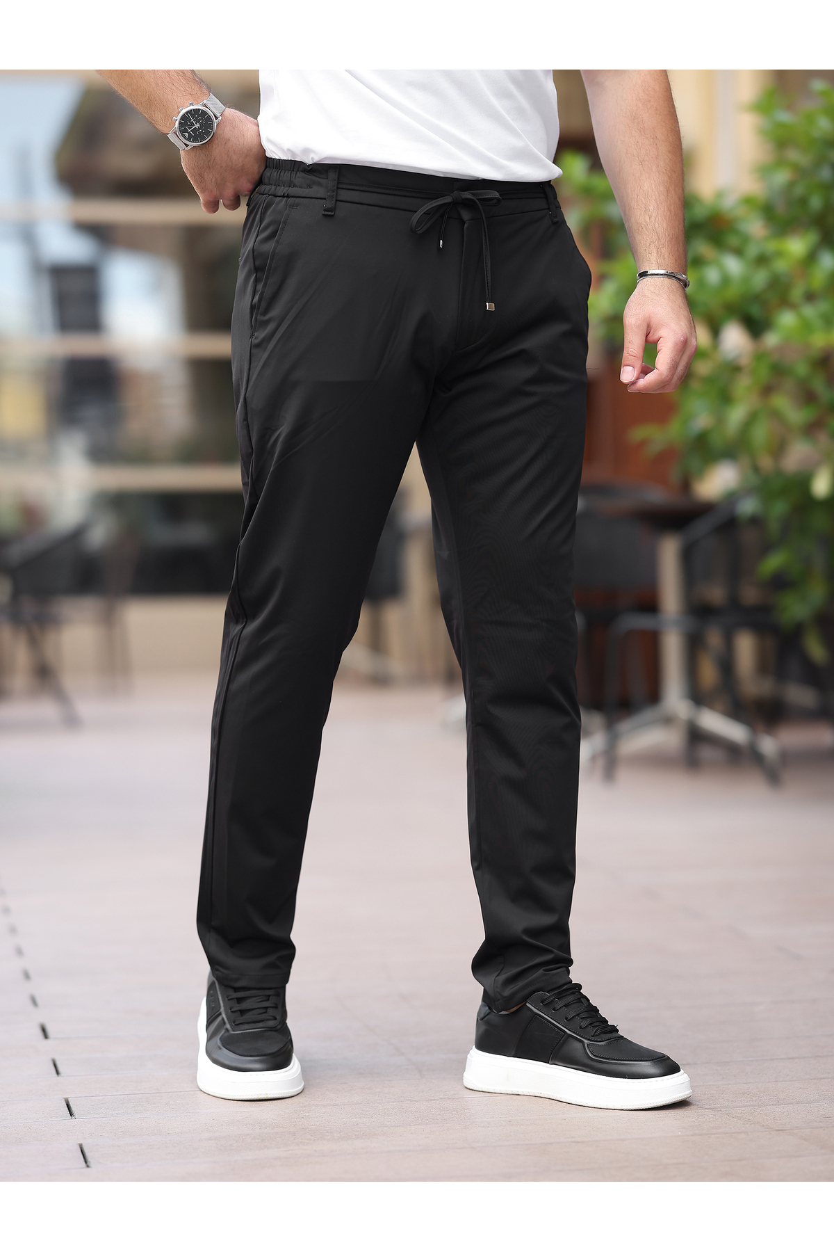 جاگر فوق سبک، نرم، نازک، انعطاف‌پذیر و اسلیم فیت — مشکی UltraJogger — تصویر 6 از 6