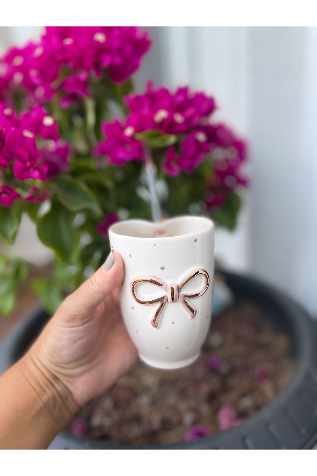 Mugtasarım 24K Altın Yaldızlı El Yapımı Seramik Pembe Kurdele Soğuk Kahve Fincanı 250 ml