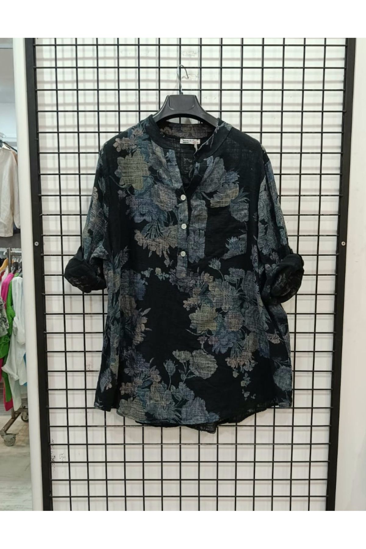 Butik Şans Çiçek Desenli Cep Detaylı İtalyan Gömlek Bluz