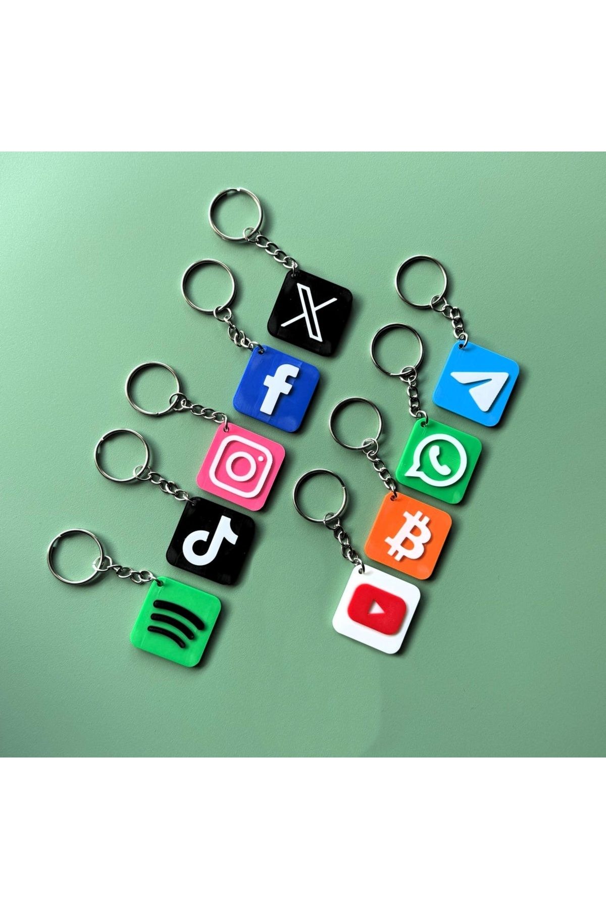 Bi3dlab NFC Akıllı Anahtarlıklar: Sosyal Medyanızı Tek Dokunuşla Paylaşın!