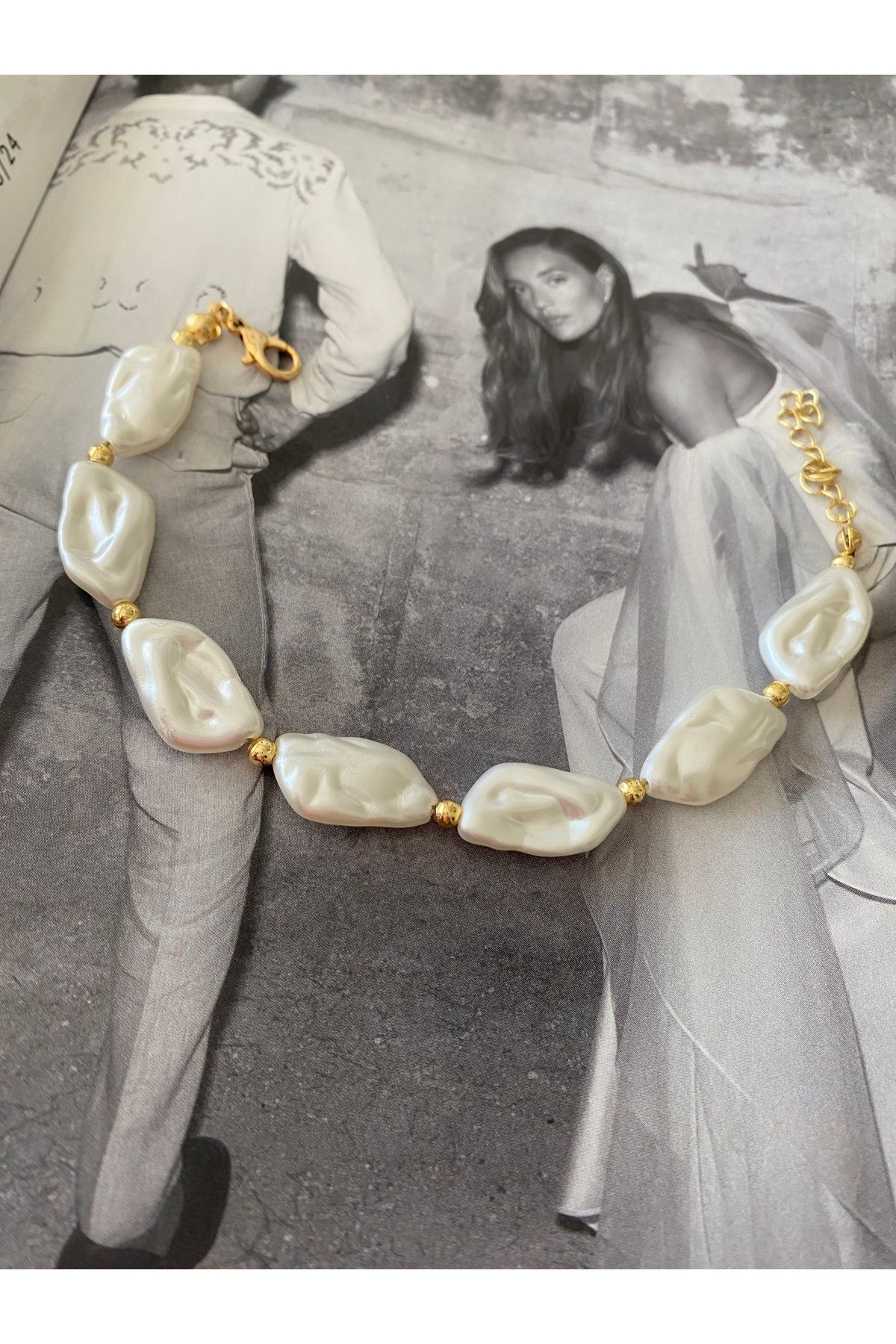 Pinery Jewels İncili Kadın Bileklik – Modern ve Şık Tasarım