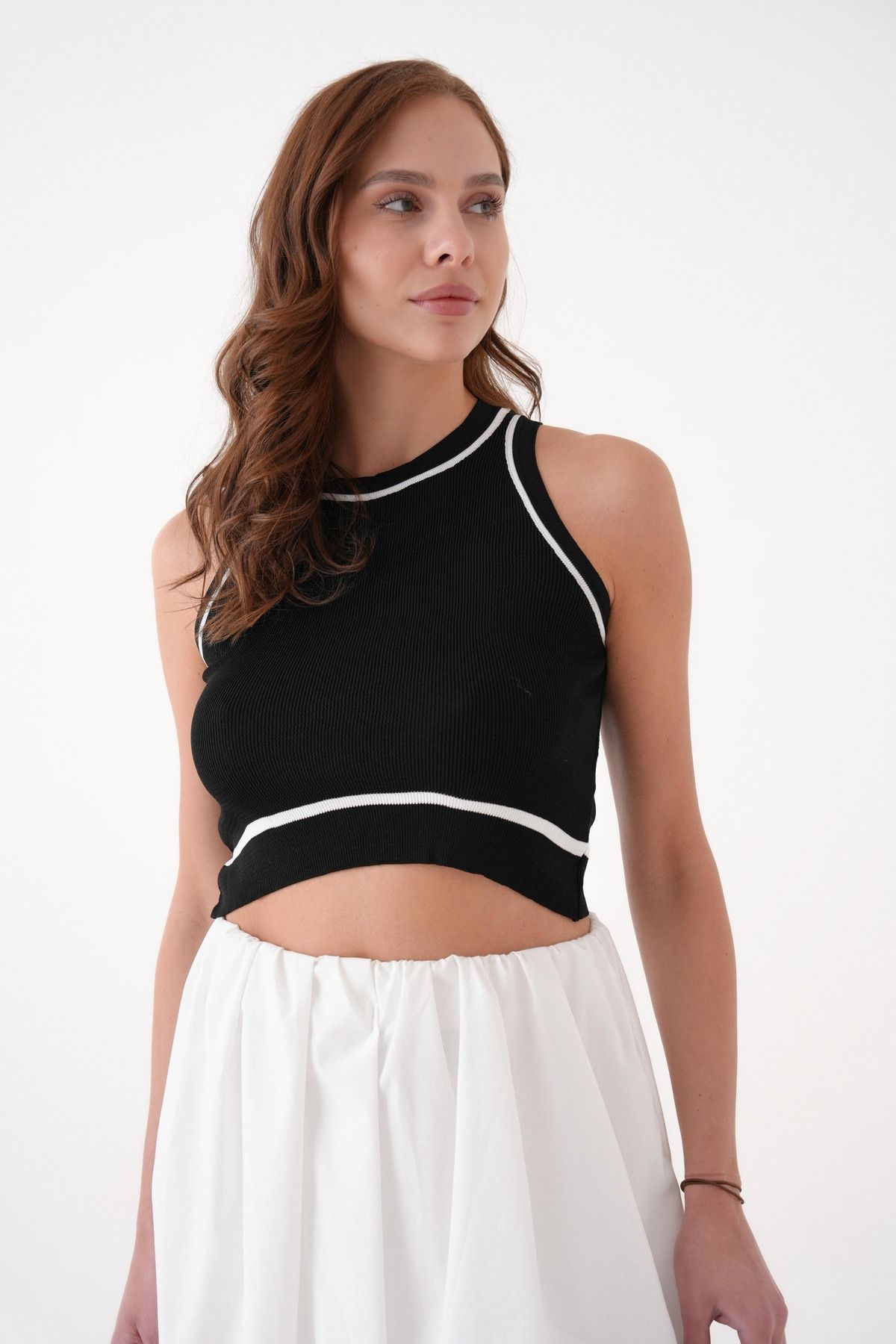 QUELISSE Kadın Siyah Şeritli Triko Crop Top Örme Bluz Q00C18