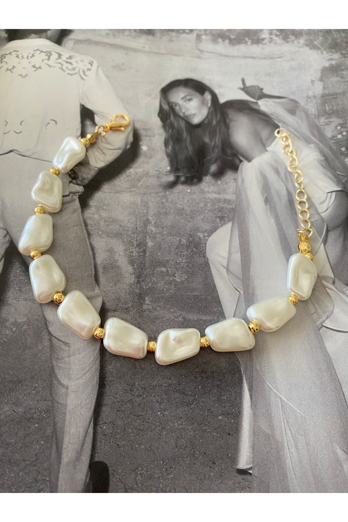 Pinery Jewels İncili Kadın Bileklik – Modern ve Şık Tasarım
