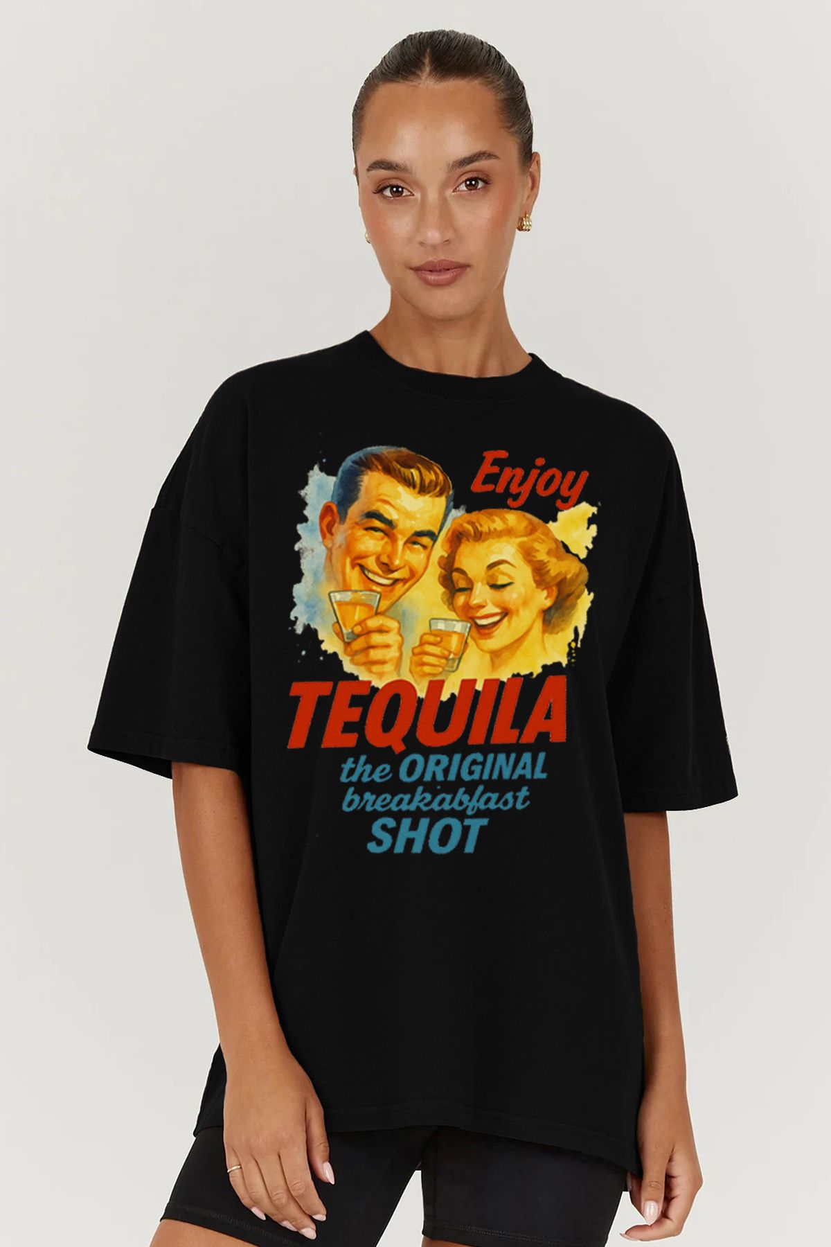MODA Tekila Enjoy Tequila Breakfast Shot Baskılı Oversize Kalıp Siyah Geniş Bol Kesim Kadın Tişört