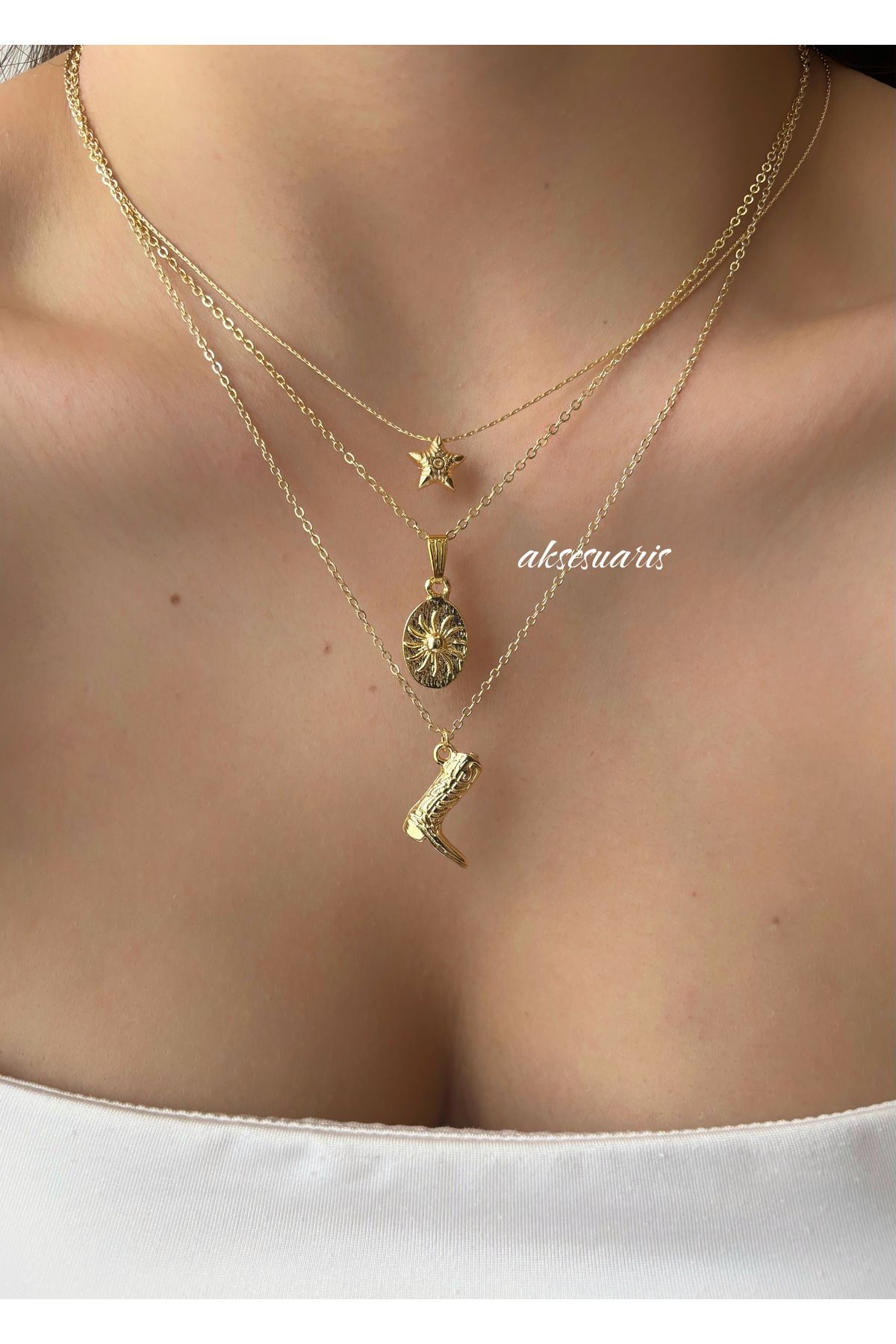 aksesuaris 3'lü Kovboy Çizme Yıldız Detay Gold Kadın Kolye Set