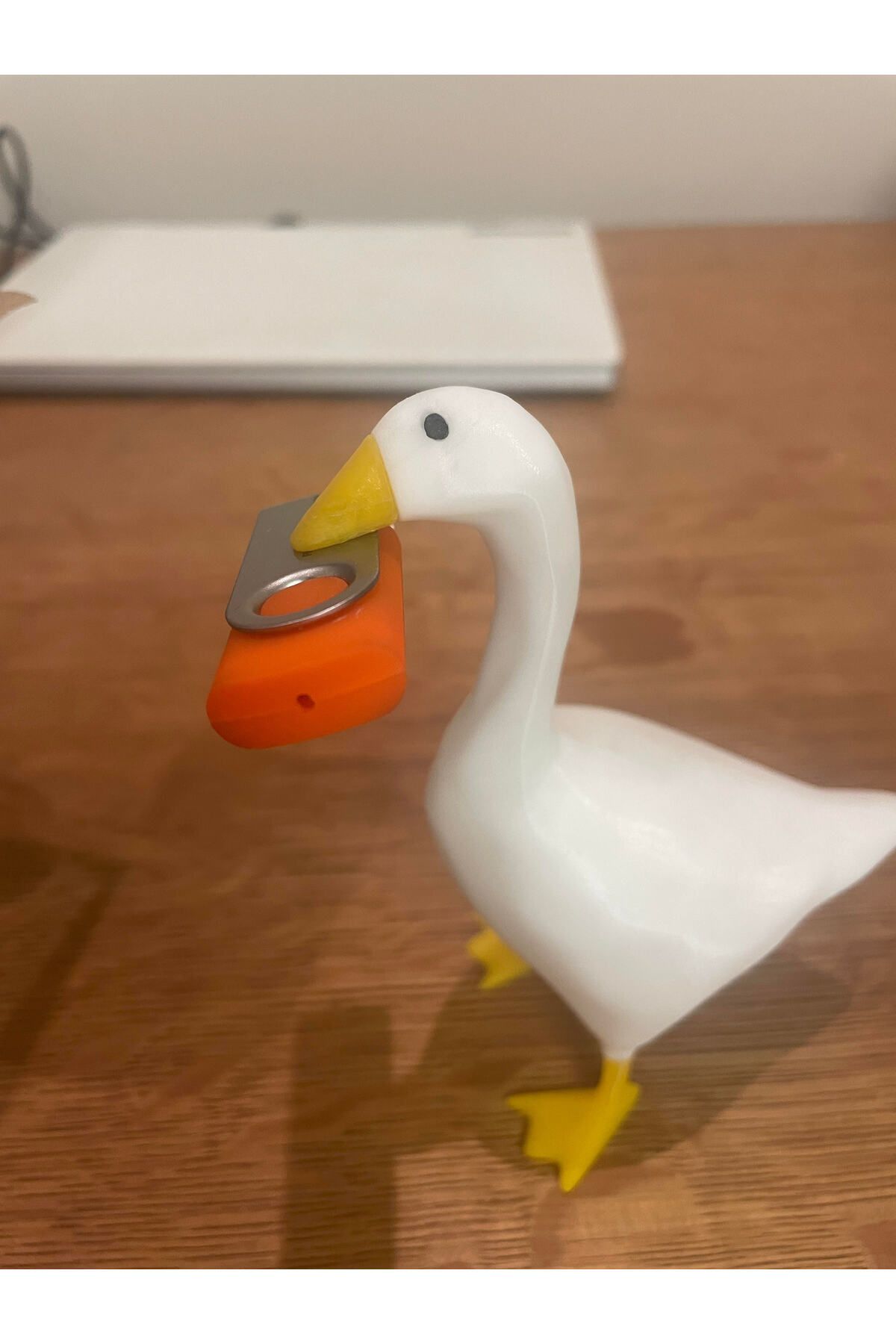Vision Craft Untitled Goose Game'den Goose adlı Magnet Inside Gaga (3 Adet)
