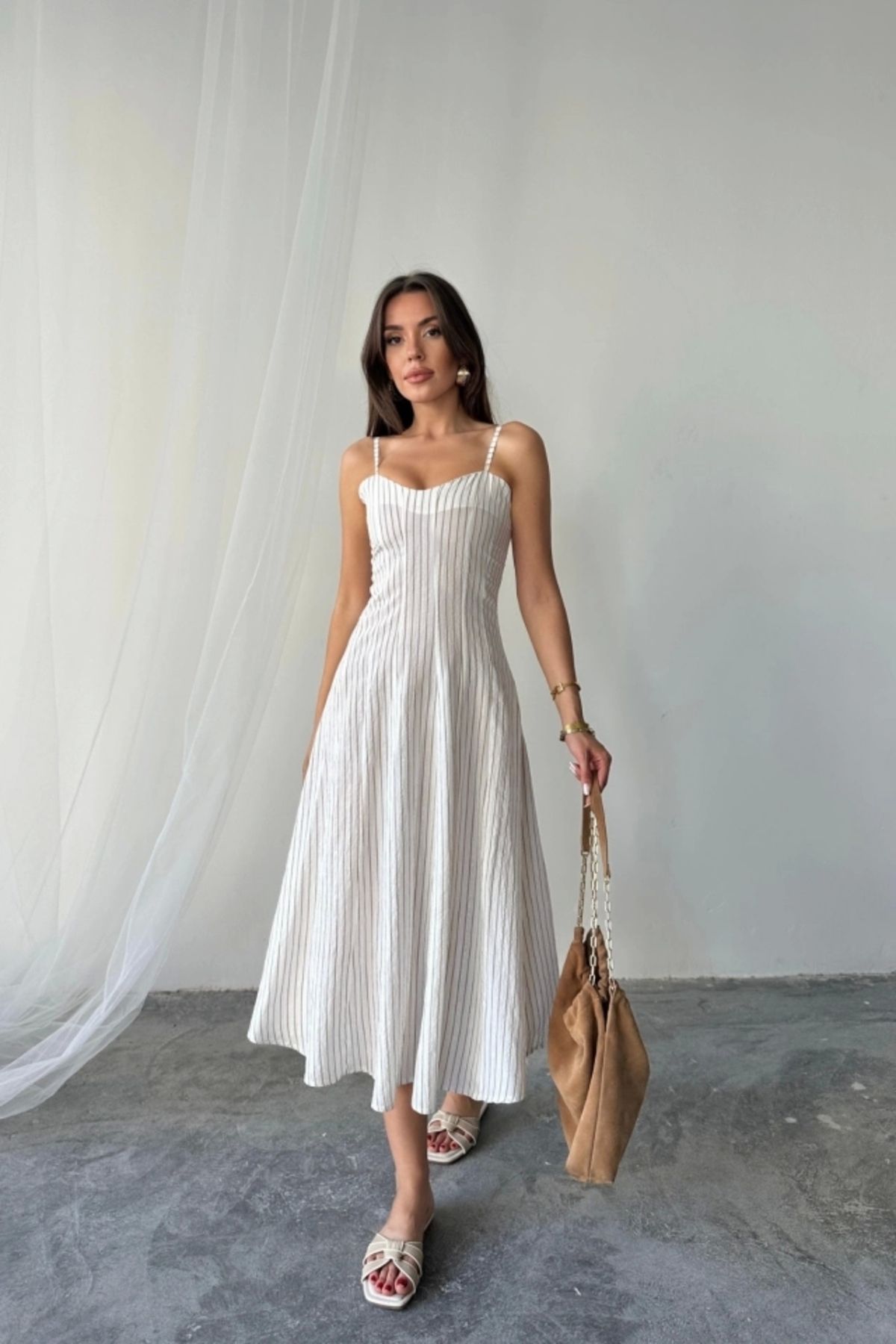 Butik SİMLİ ÇİZGİLİ ASKILI ELBİSE MİDİ BOY - Kahverengi