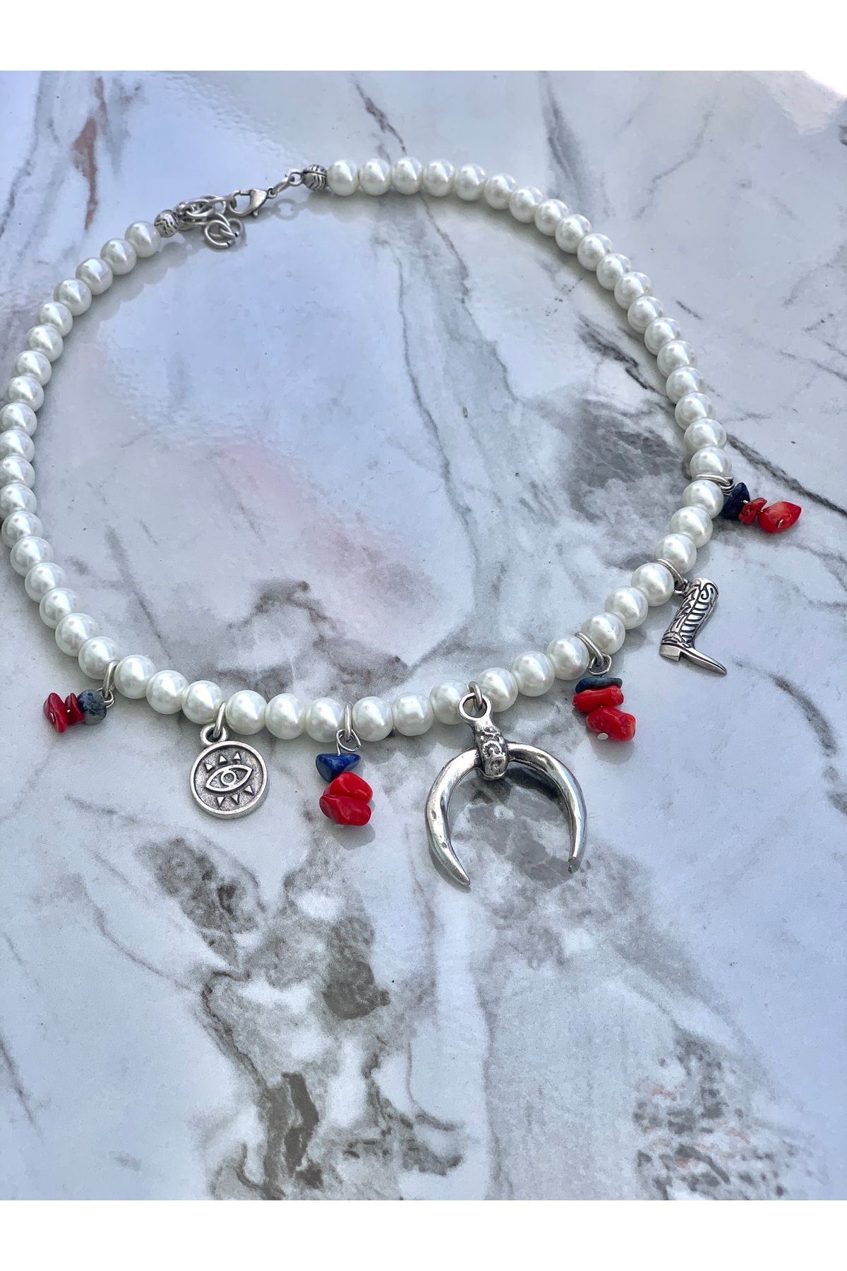 Medusa Accessories Mercan ve Lapis Taşlı Boho Tarzı Cam İnci Charm Kadın Kolye