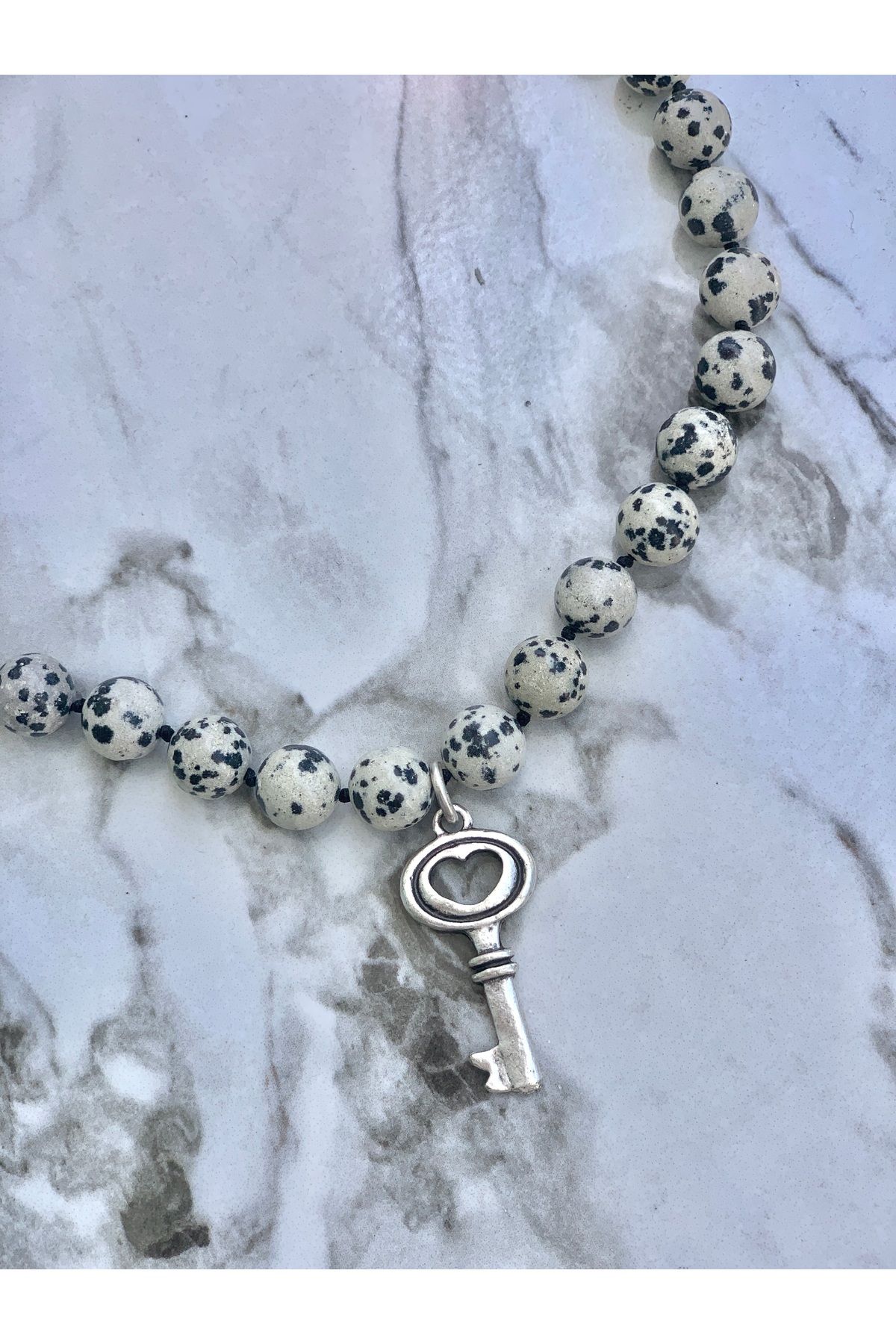 Medusa Accessories Dalmaçyalı Jasper Doğal Taşlı Anahtar Detaylı Kadın Kolye