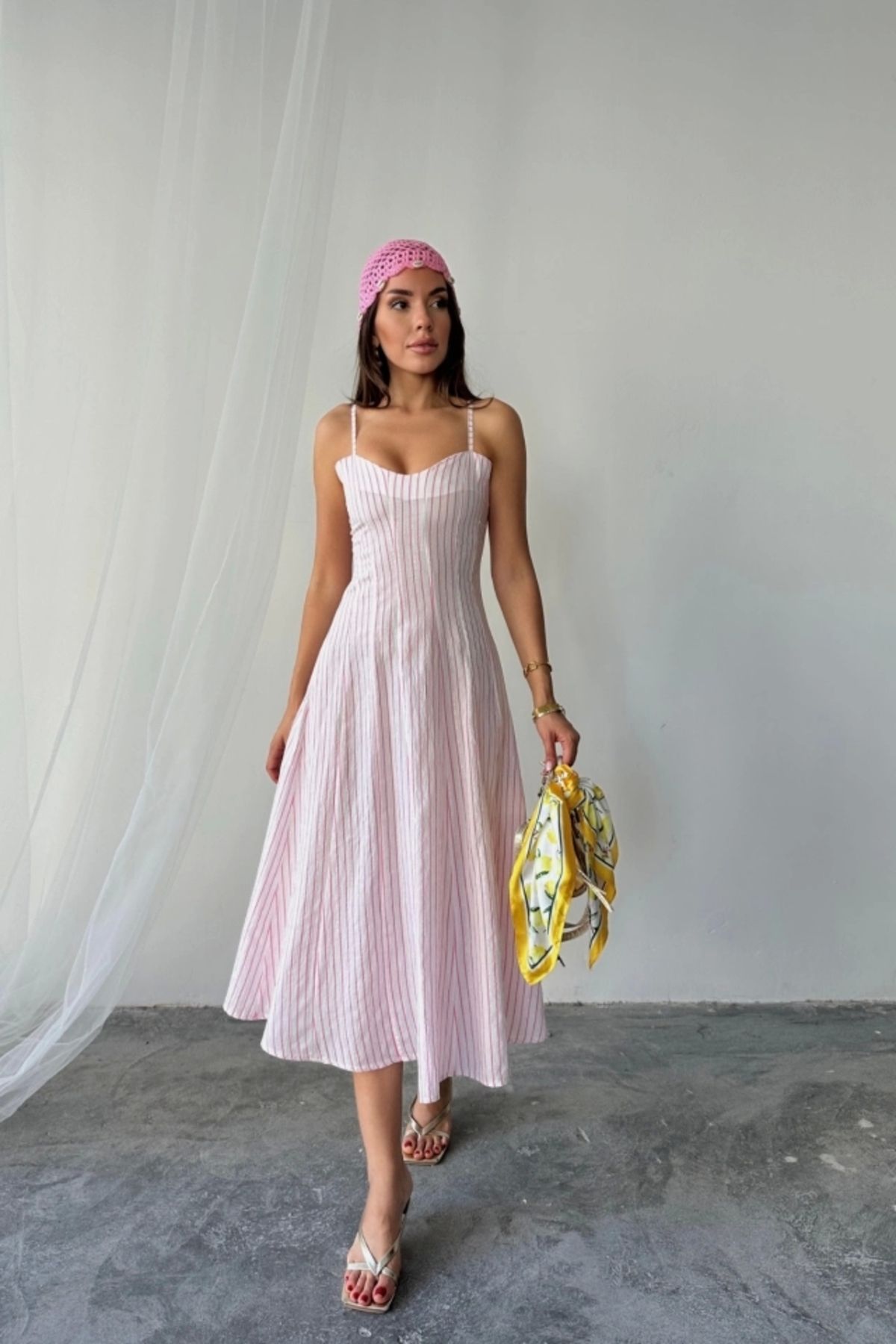 Butik SİMLİ ÇİZGİLİ ASKILI ELBİSE MİDİ BOY - Pembe