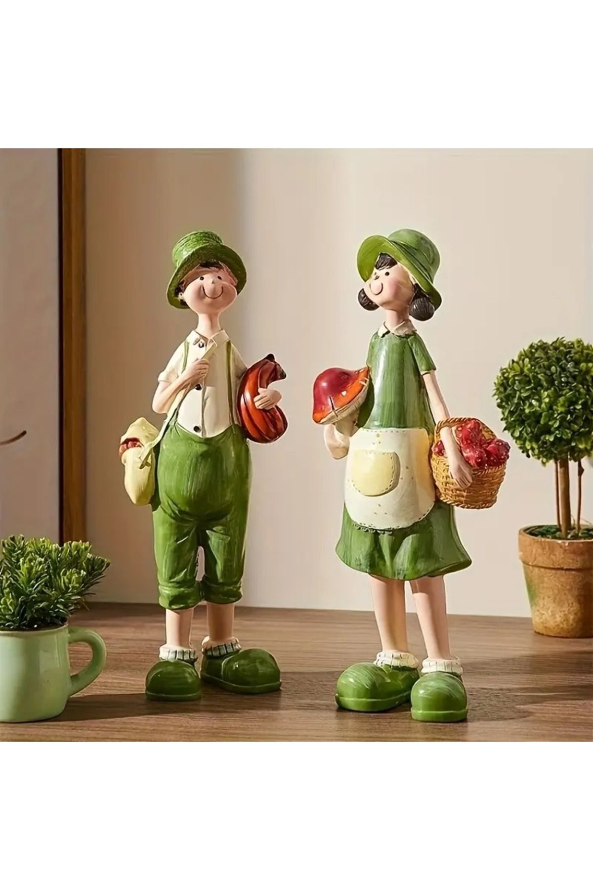 Dodemert Home Aşık Çiftçiler Kadın Erkek Figür Polyester Dekoratif Biblo 2 adet ( 20 x 10 cm )