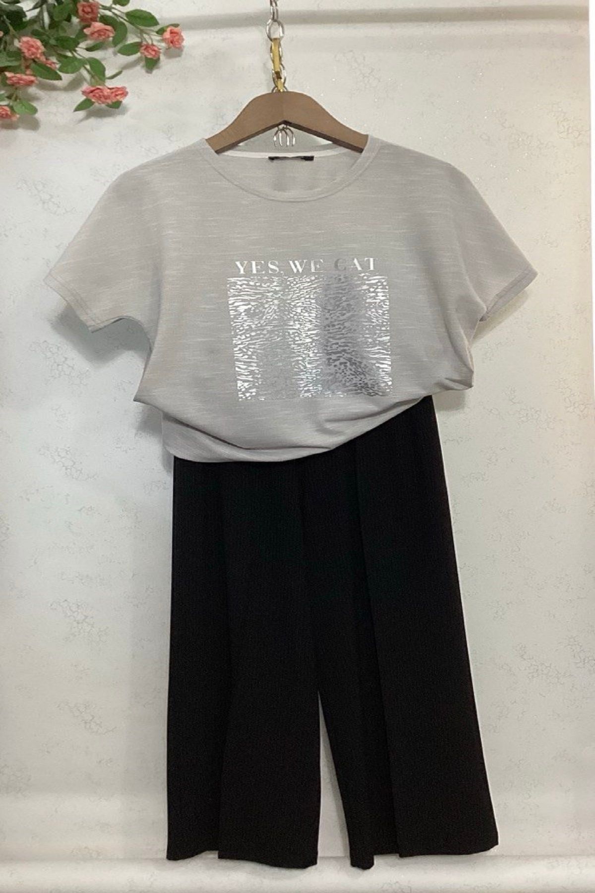Wiges Kadın Bisiklet Yaka Desenli Özel Tasarım T-shirt