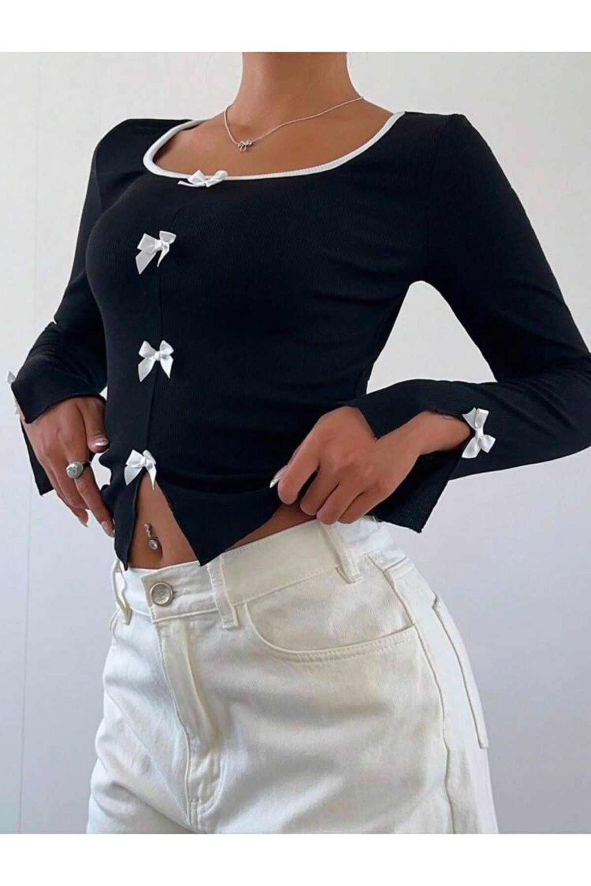 Touz Moda Bow Ribbon Fiyonk Yırtmaçlı Uzunkollu Bluz