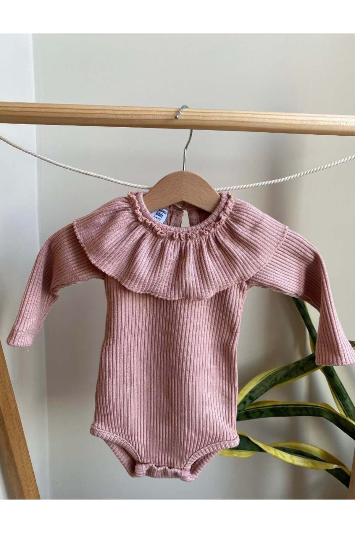 ArdenKids Gül Kurusu Fırfır Yaka Zıbın