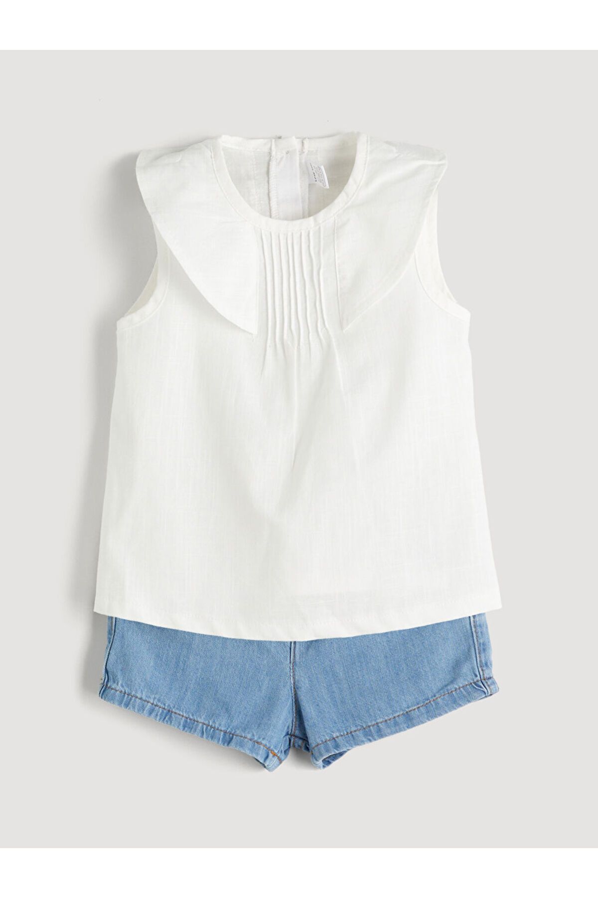 LC Waikiki-Sparkling Selections from Shining Store |   Ecru Ruffled Collar Baby Girl Blouse and Jean Shorts 2-Piece 1