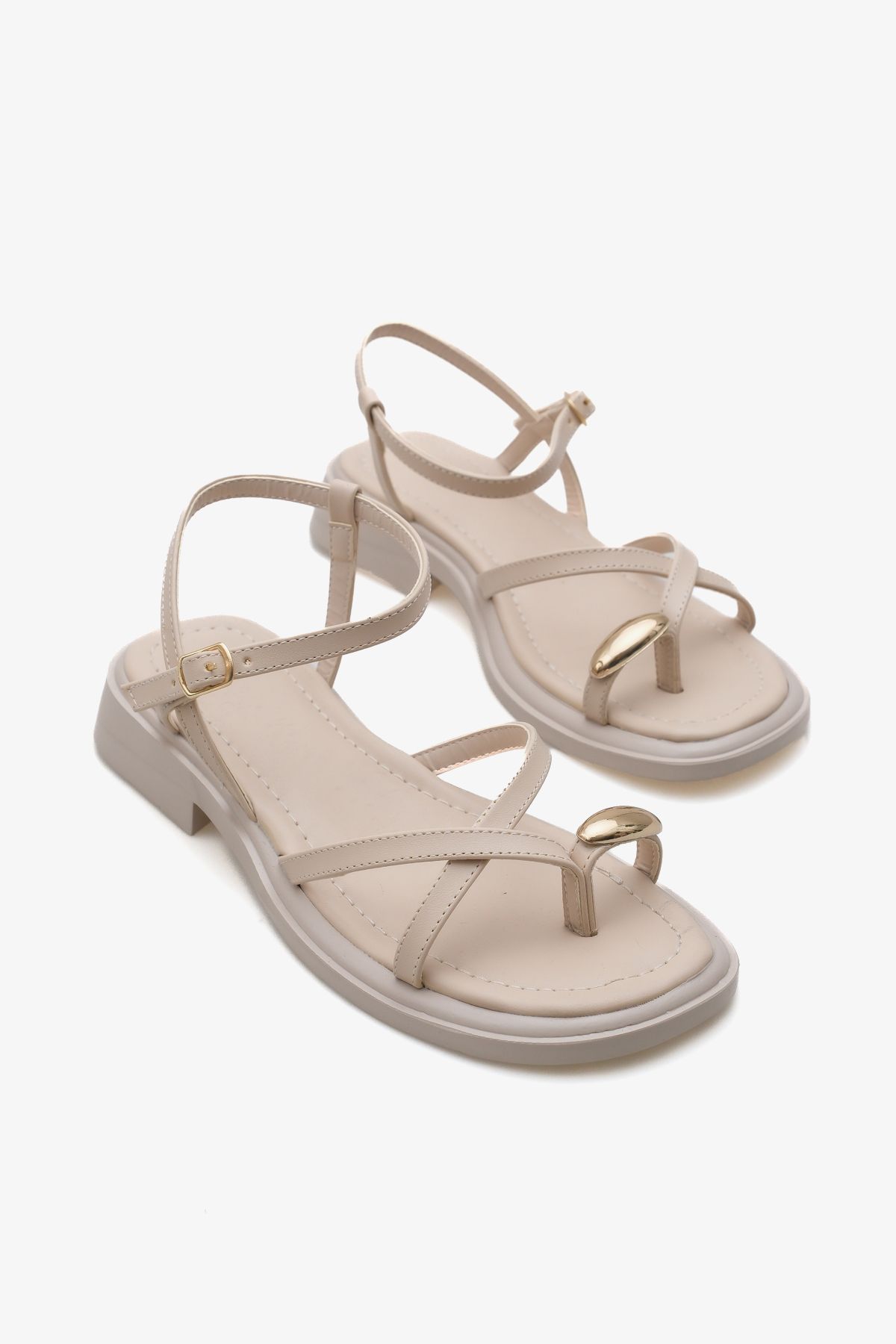 Liza Shoes EBRU Kadın Baş Parmağı Tokalı Günlük Sandalet A024-K2017