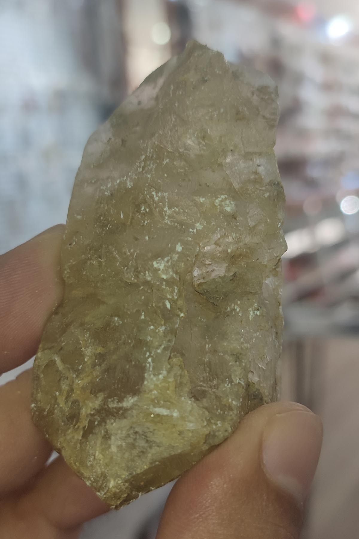 Elioure Doğal selenit taşı, çöl gülü şekilli, 77 gr, dekoratif ve şık tasarım.