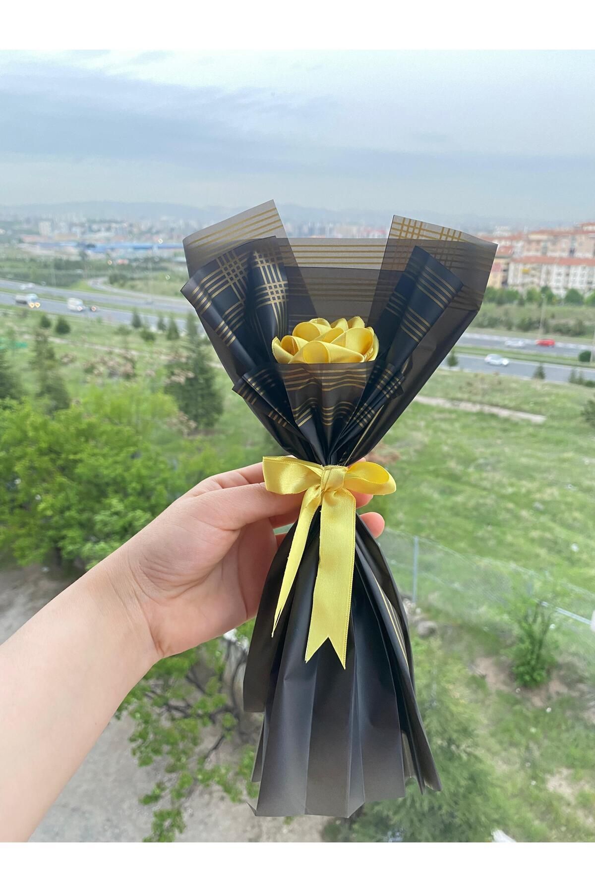 Elioure Canlı Sarı Gül Buketi, Hediye ve Dekorasyon İçin Muhteşem Seçenek