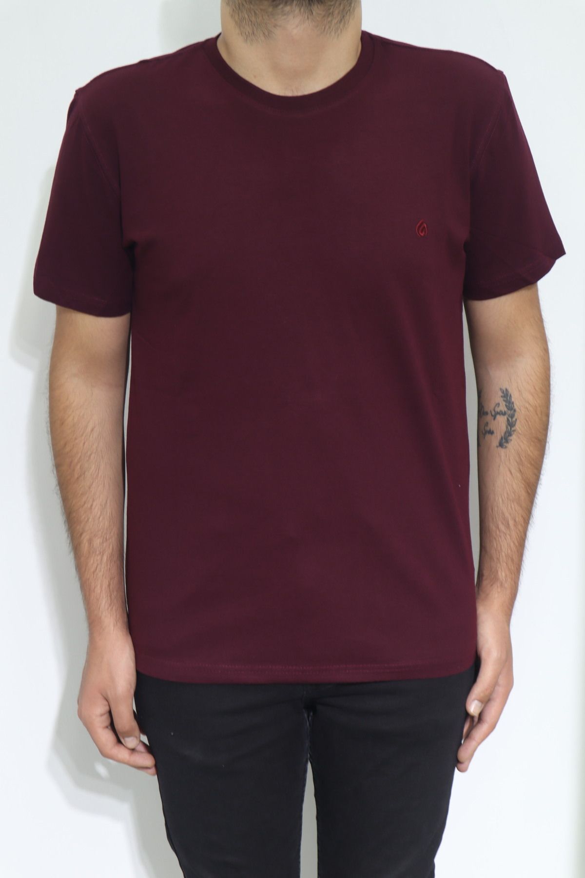 Özhürmet Triko DMC TEKSTİL Erkek Bordo Düz Spor Kesim Normal Kalıp Bisiklet Yaka T-Shirt