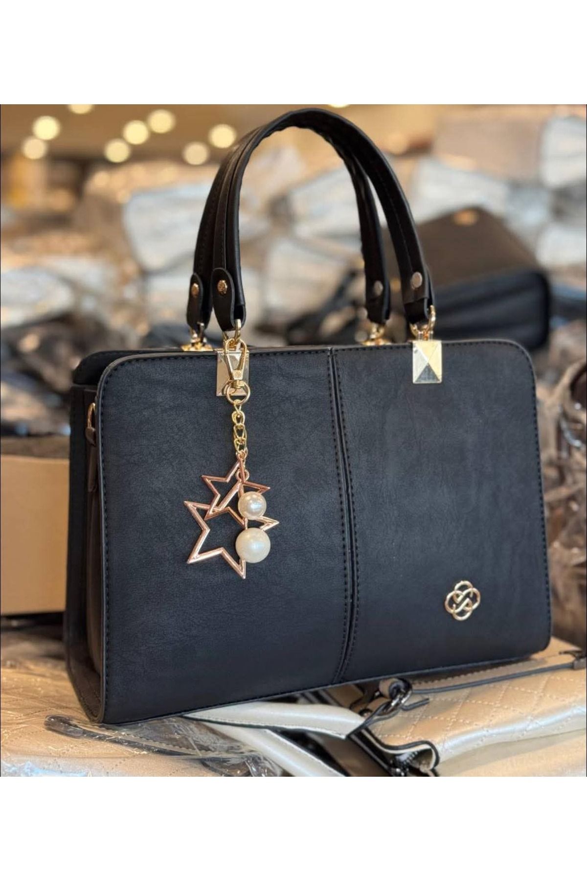 Butik Beş Gözlü İçi Ful Astarlı Ayarlanabilir Uzun Askılı Omuz ve Kol Çantası Viyana Deri