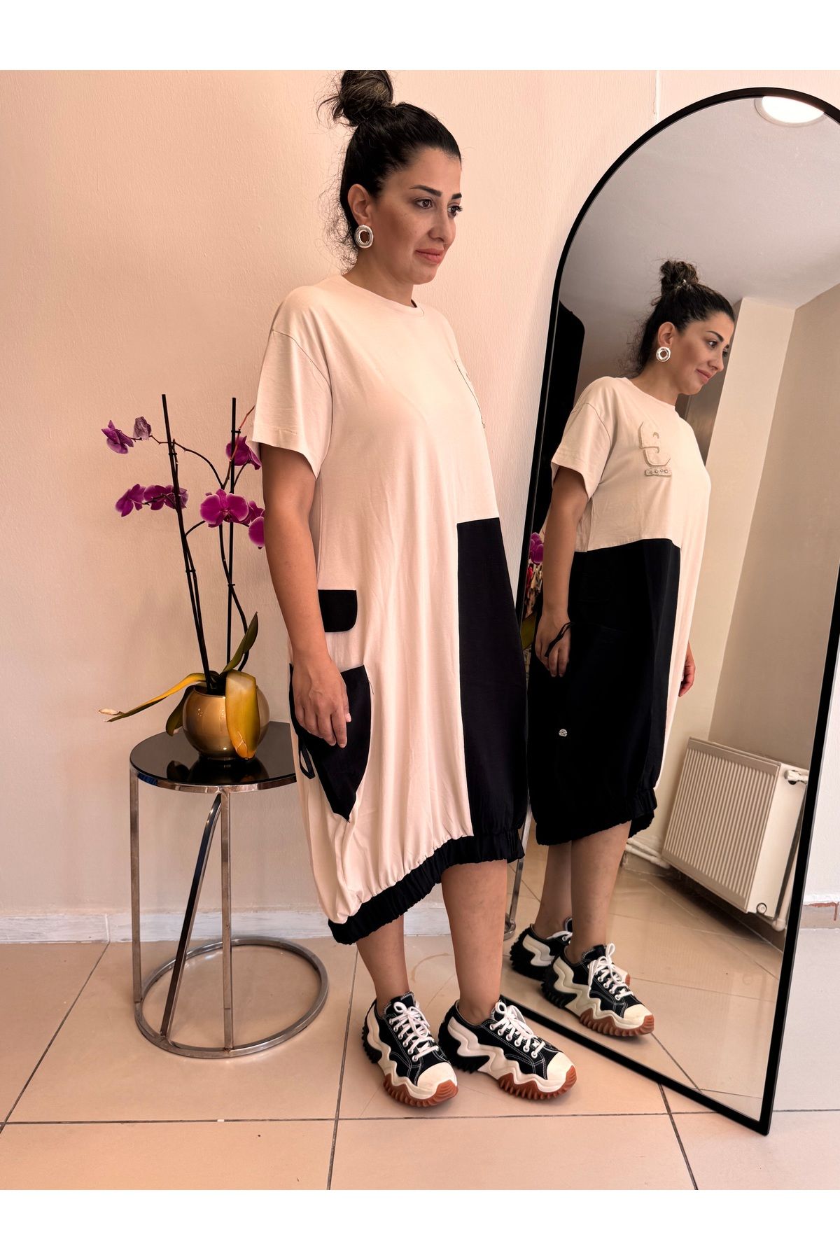 Arzu Yıldırım Butik Penye Midiboy Siyah Krem Balon Tarz Cepli Spor Salaş Elbise