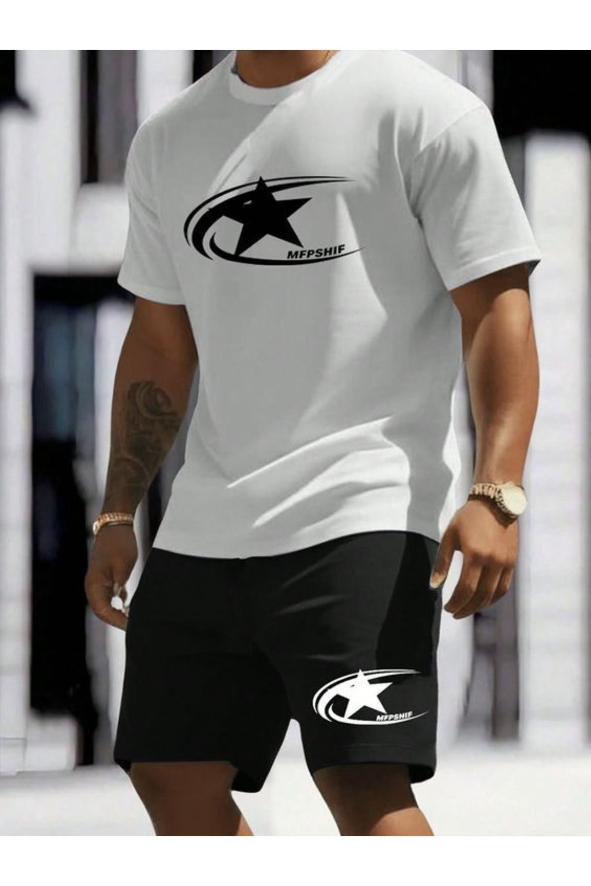 LUNAVISTA Short-sleeved round-neck T-shirt and star-print shorts