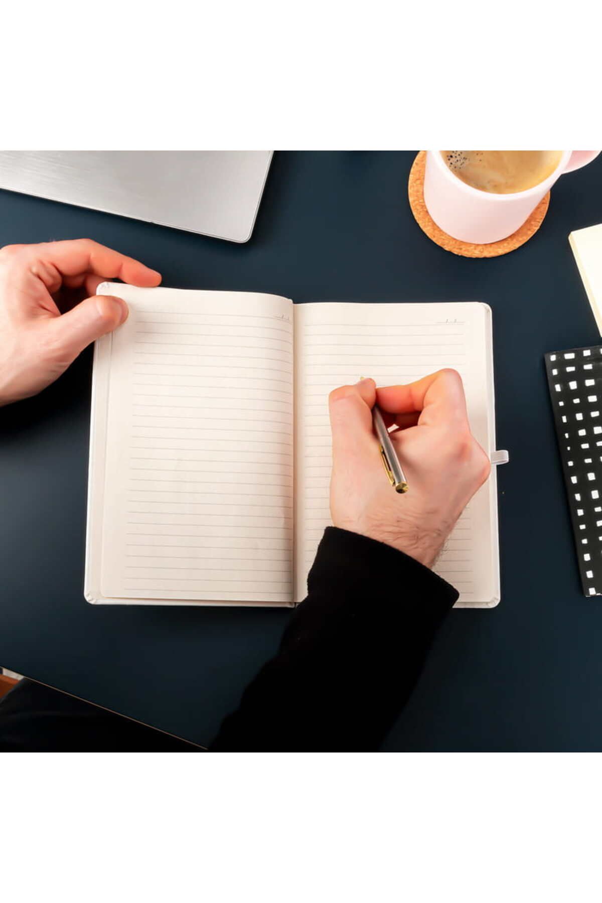 Çılgıntrend-Notebook with Special Name Written Design for Friends 4